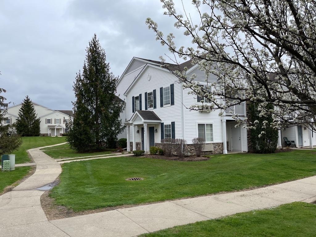 1517 Silverstone Drive Unit: 1517