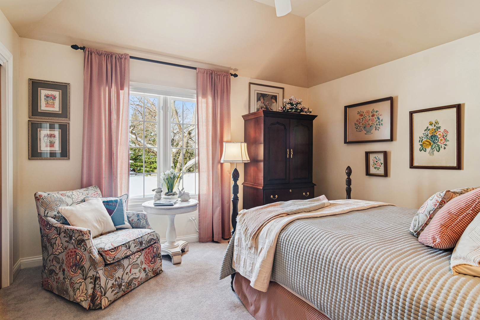 1520 Macalpin Circle