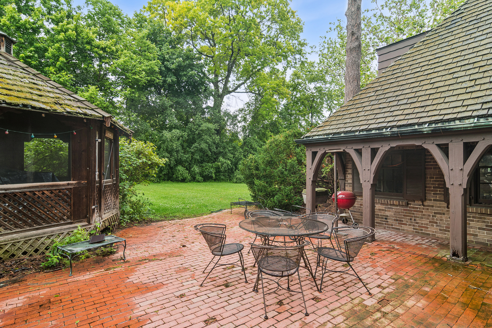 102 Pine Road