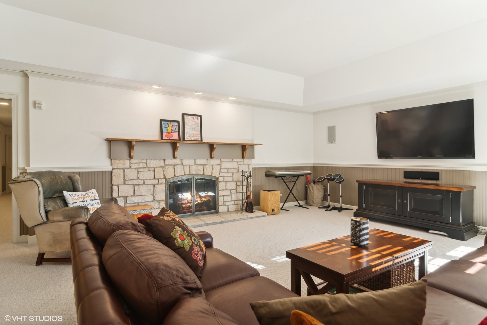 65 ROUND BARN Road