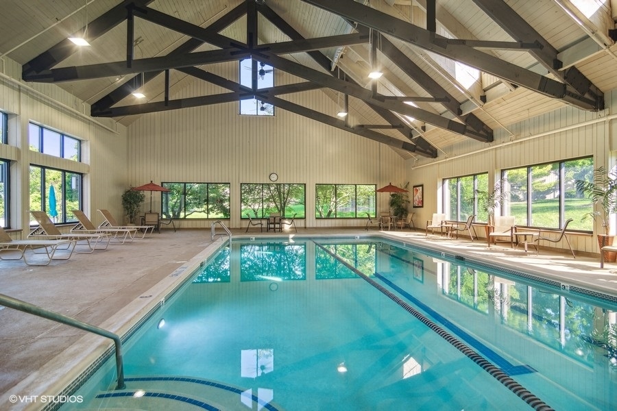 25 Shoreline Road Unit: B
