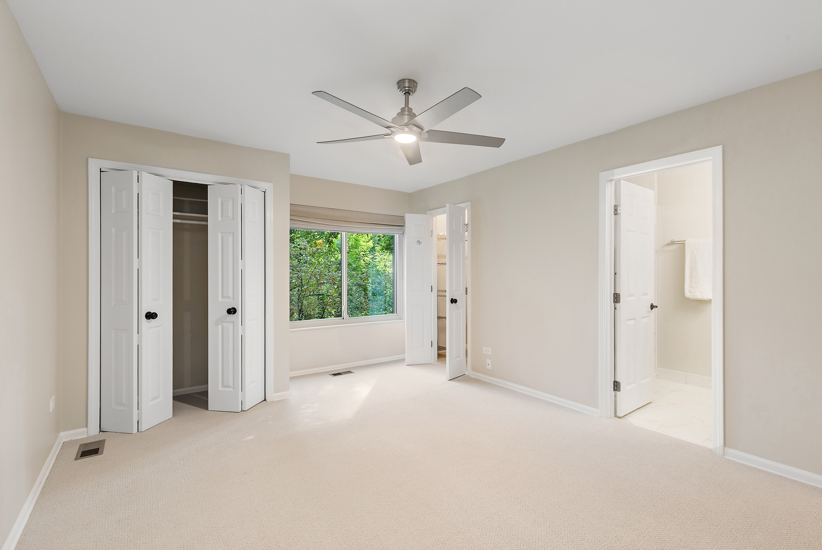25 Shoreline Road Unit: B