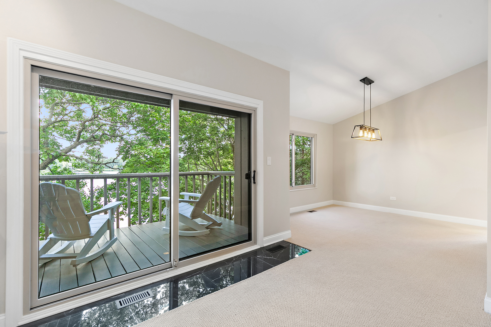 25 Shoreline Road Unit: B