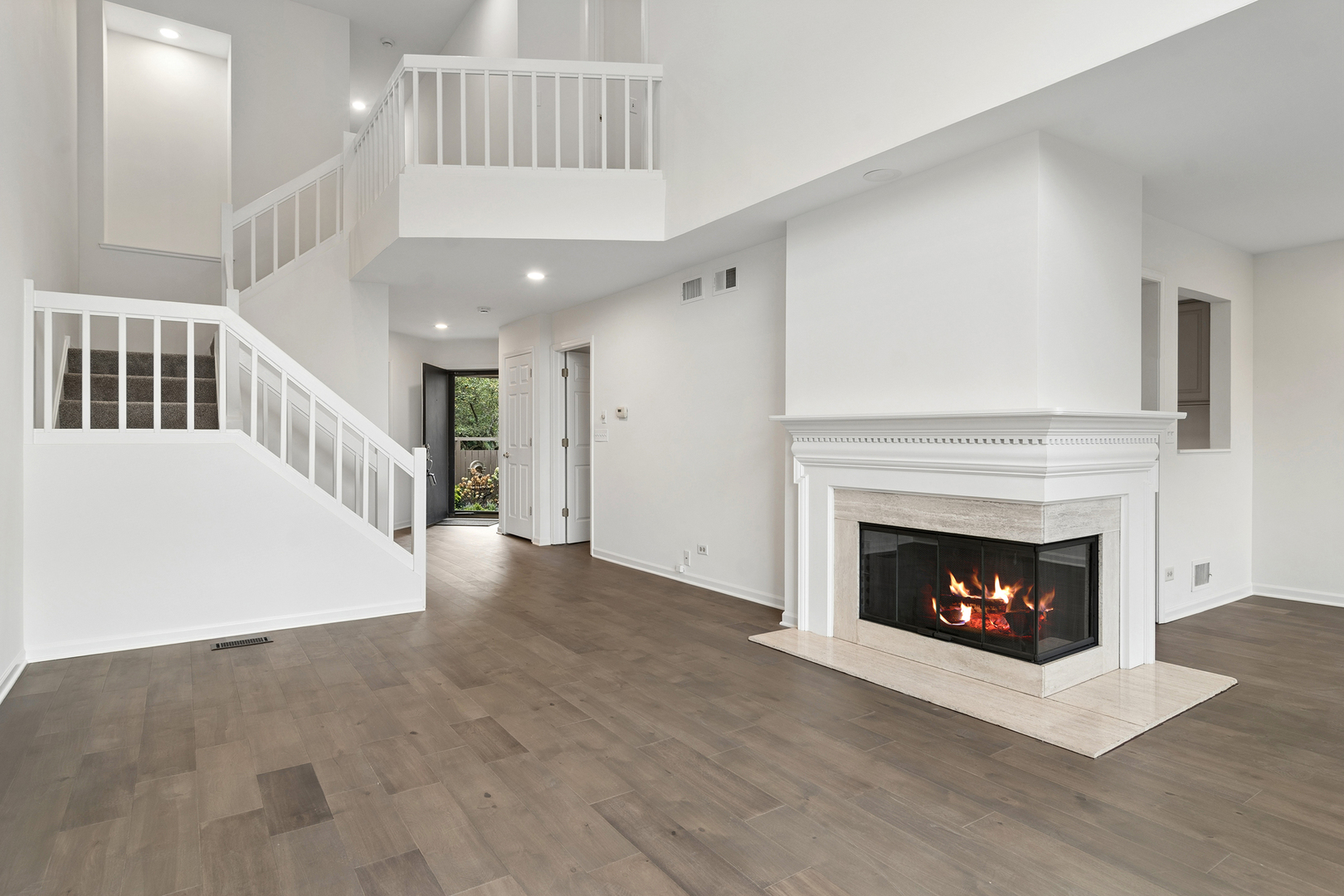 820 Golf Lane