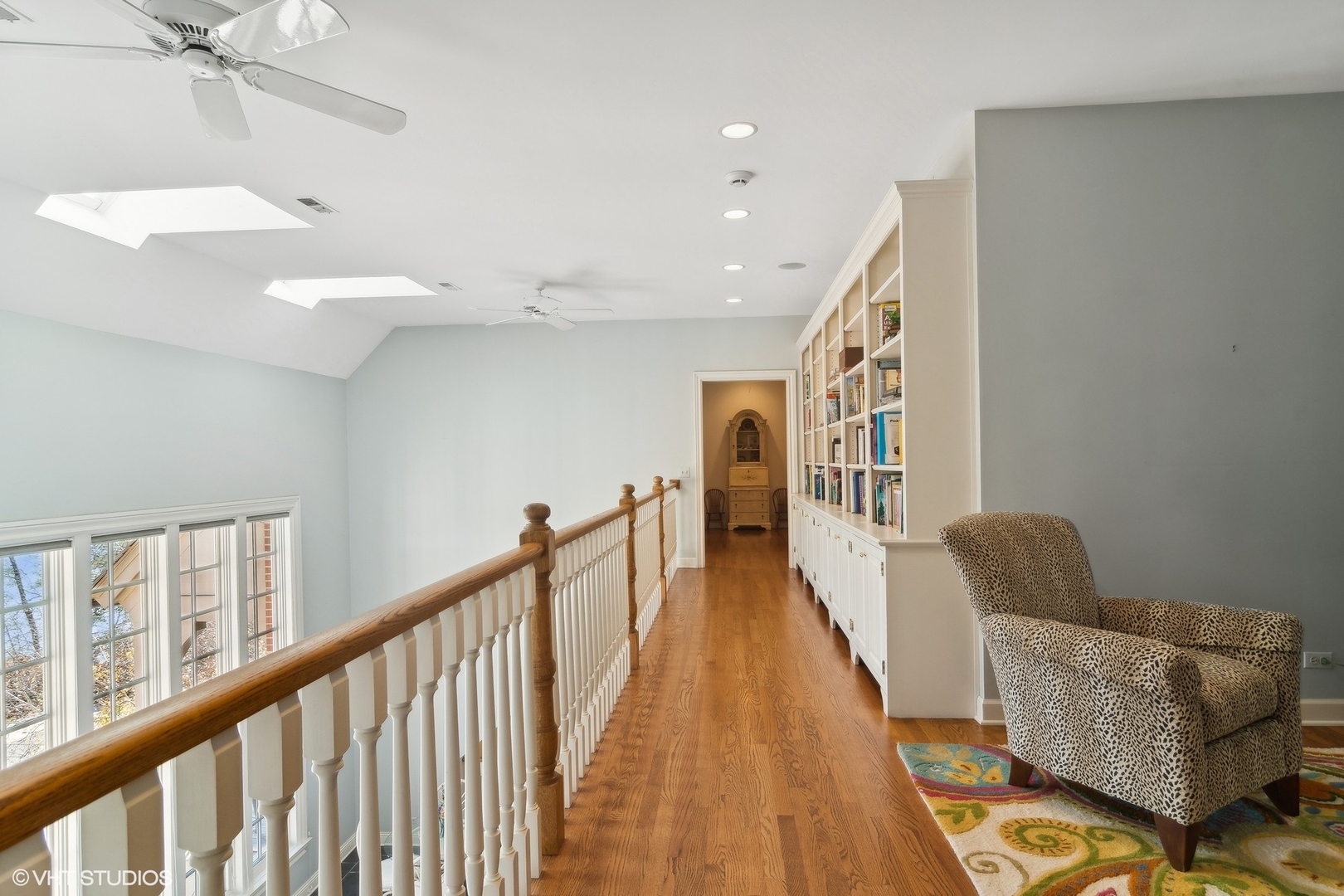 65 ROUND BARN Road