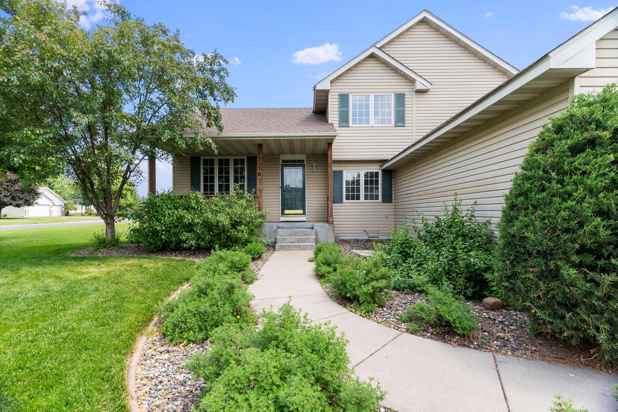 17576 Finesse Trail