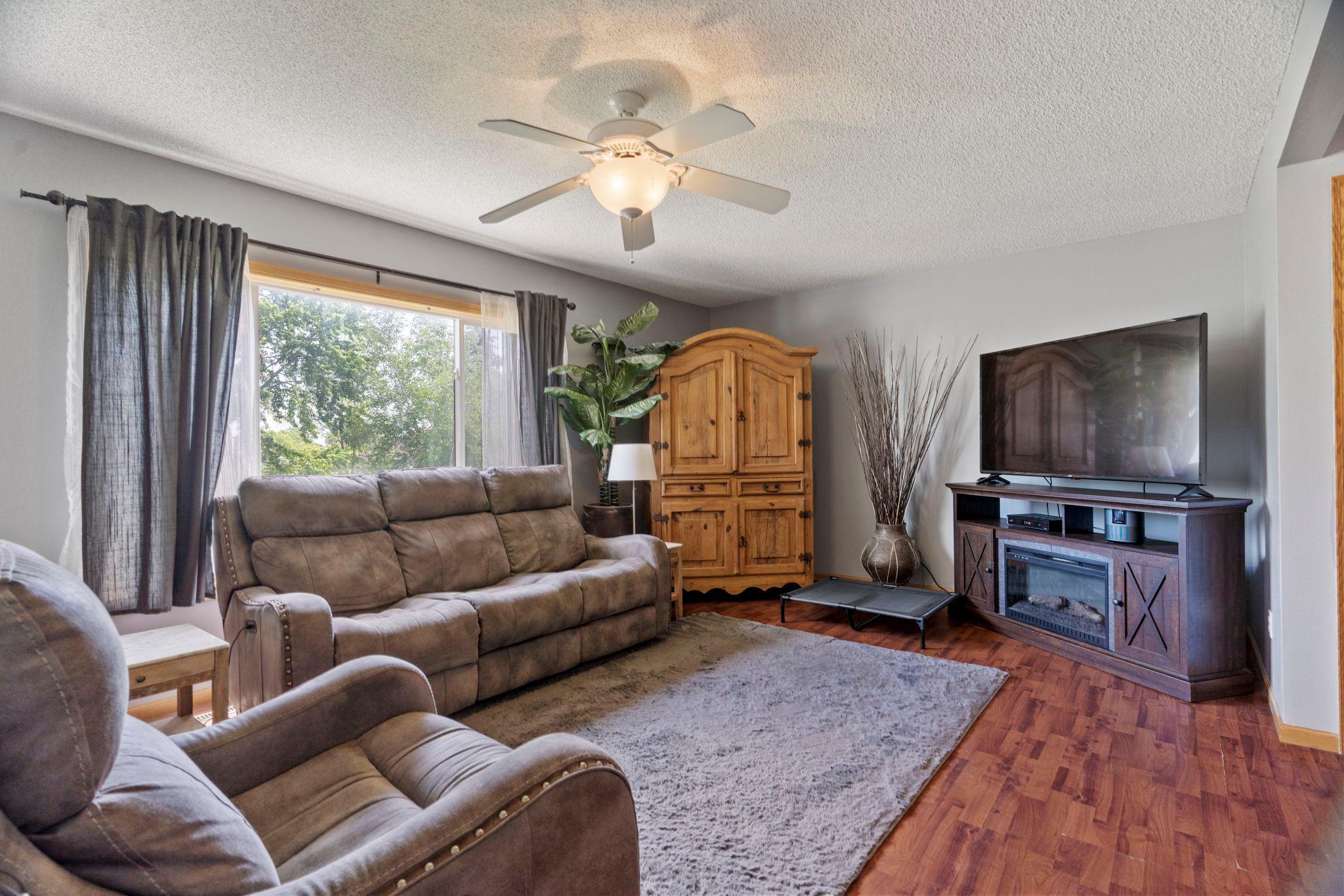 17576 Finesse Trail