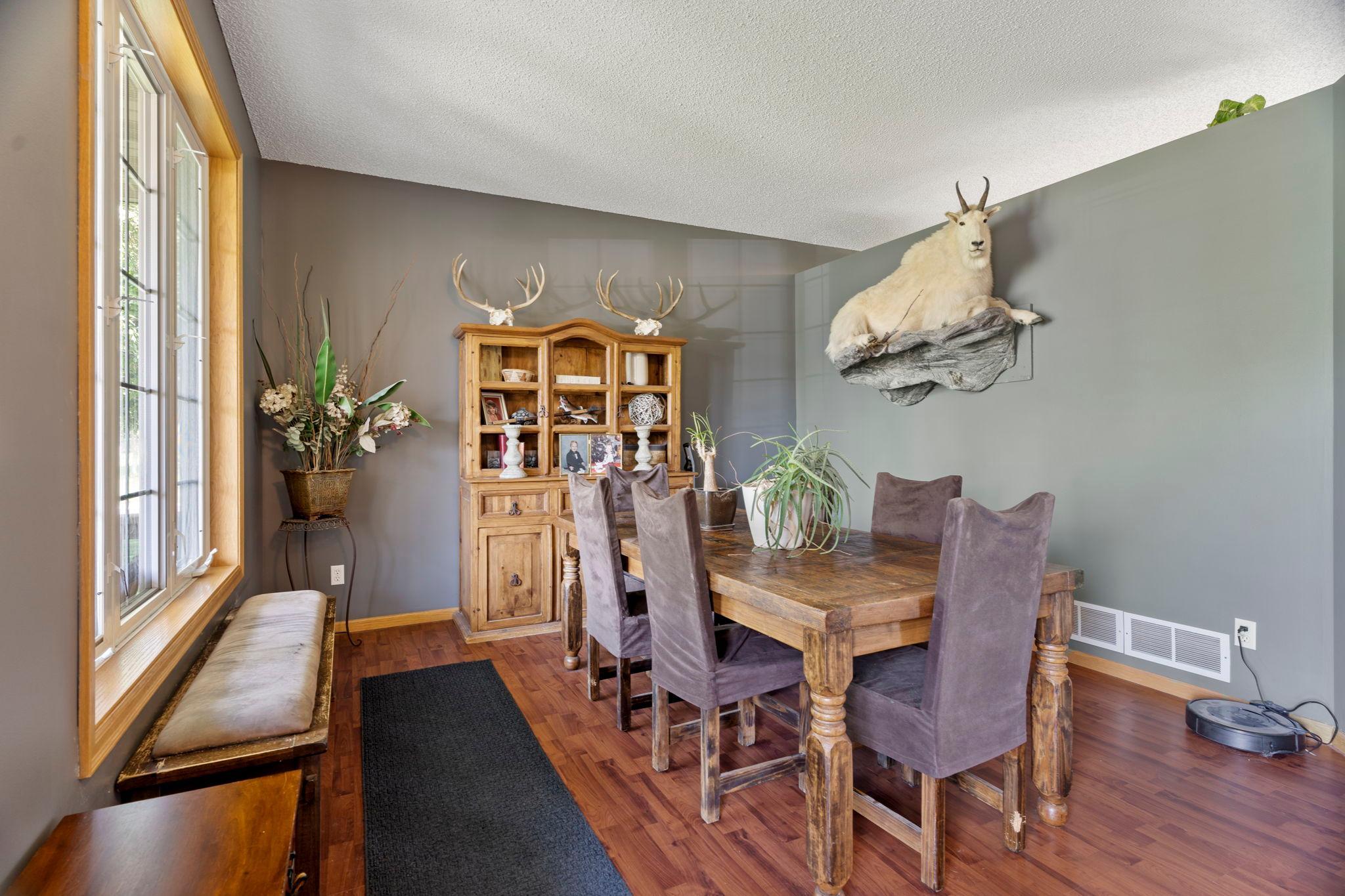 17576 Finesse Trail