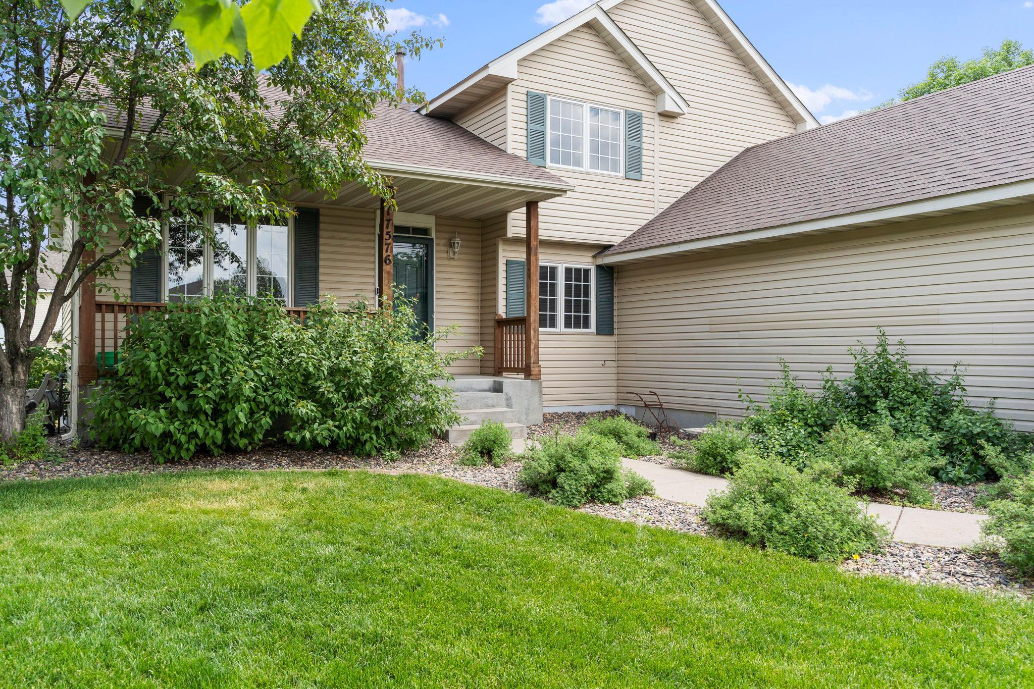 17576 Finesse Trail