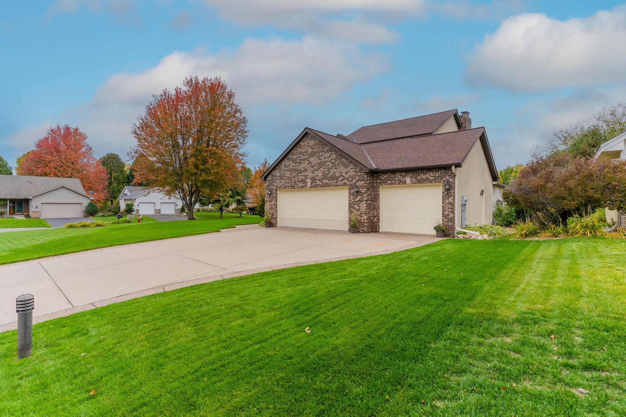1112 Emerson Court
