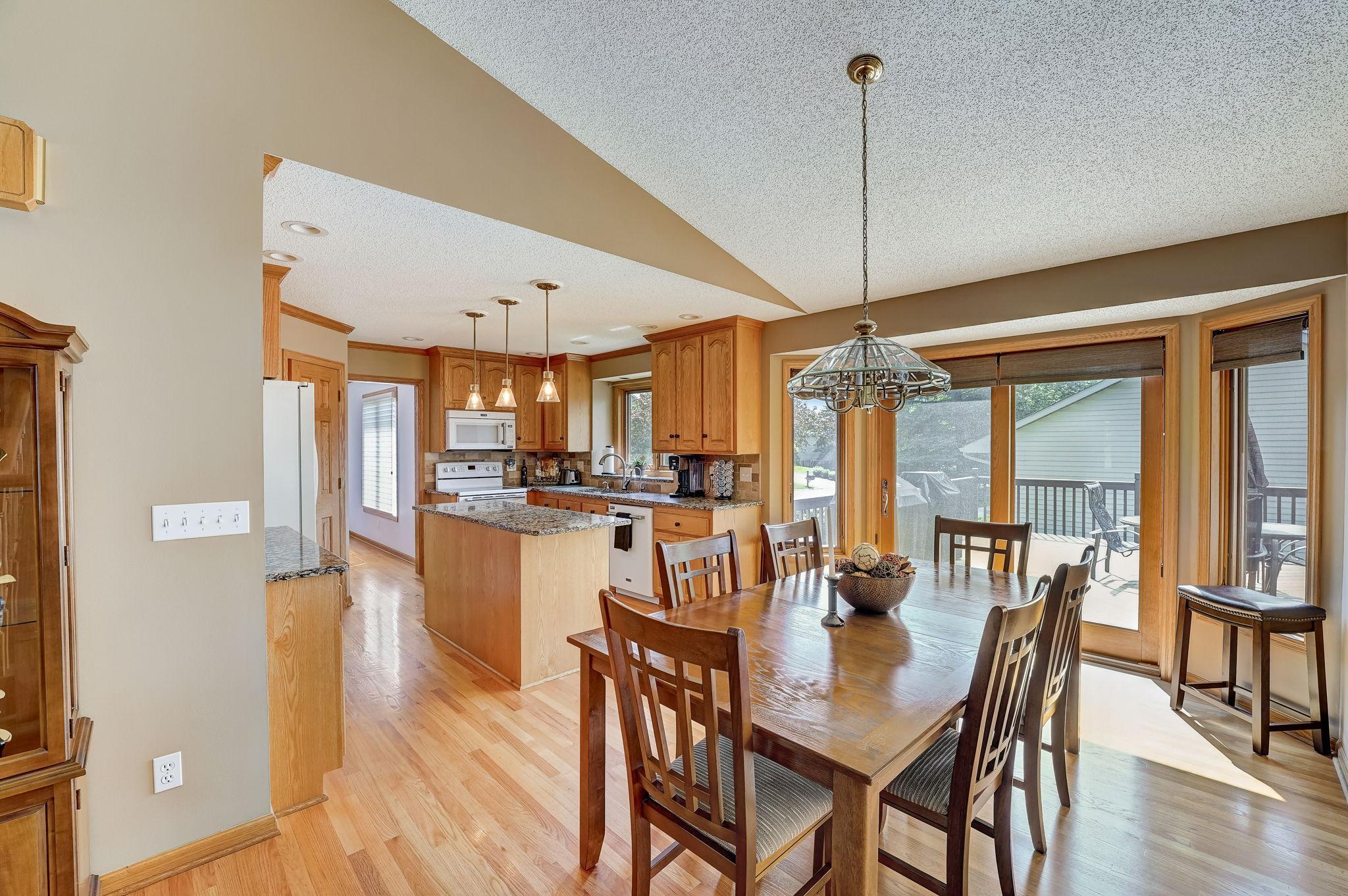 1112 Emerson Court