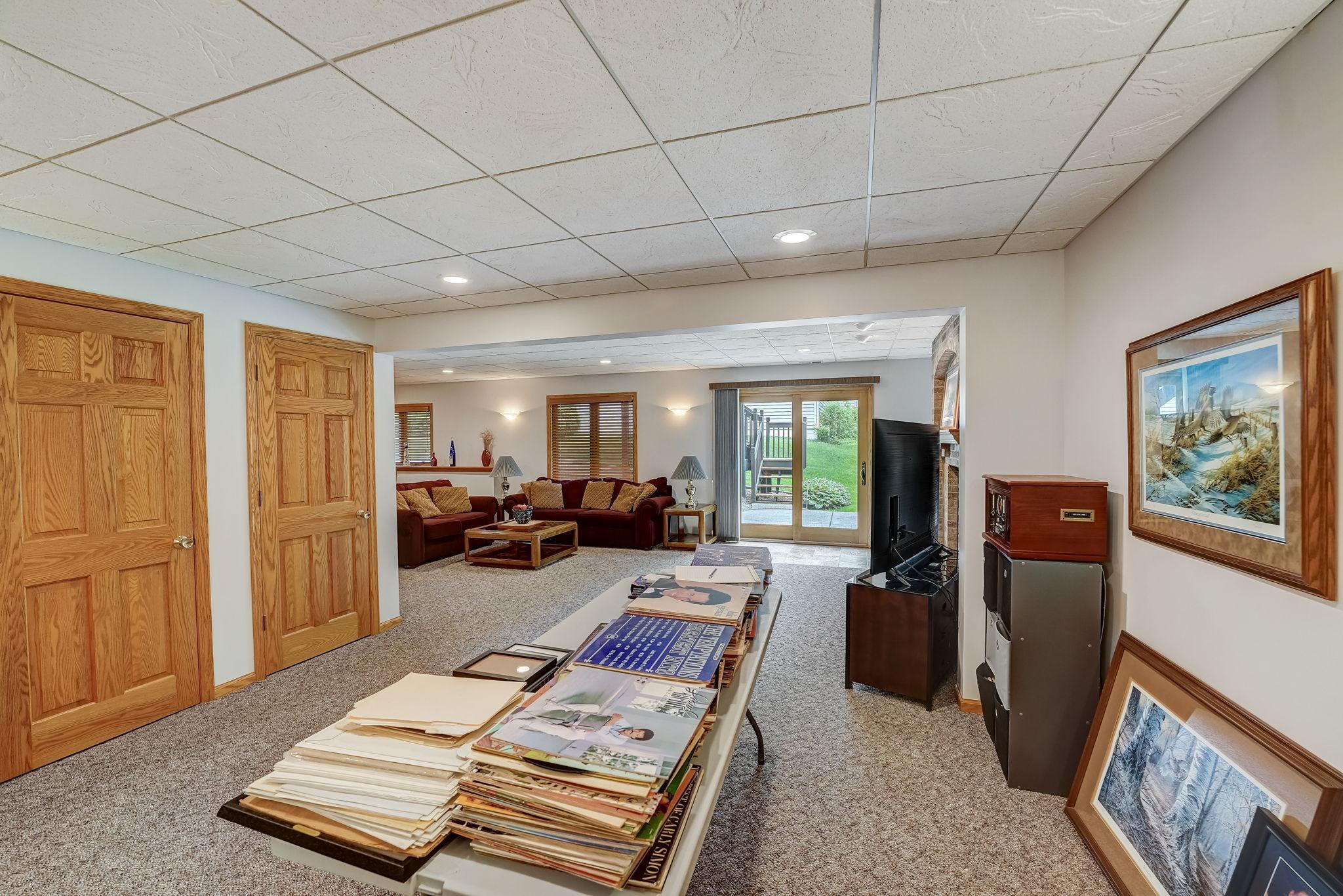 1112 Emerson Court