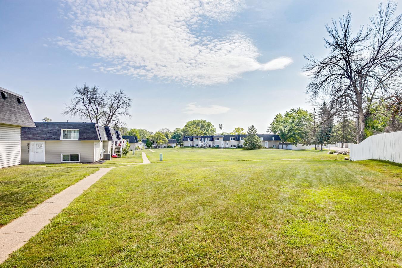 3886 Craig Way