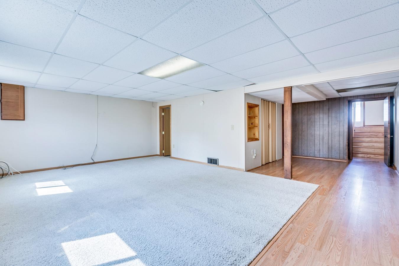 3886 Craig Way