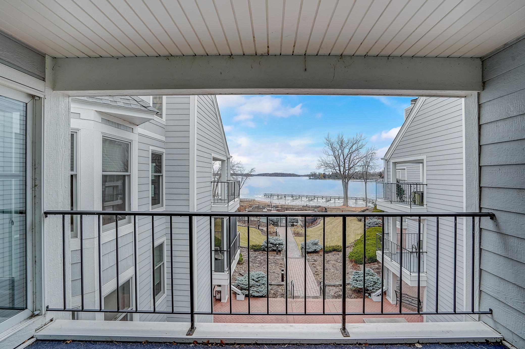 603 Lake Street Unit: 307