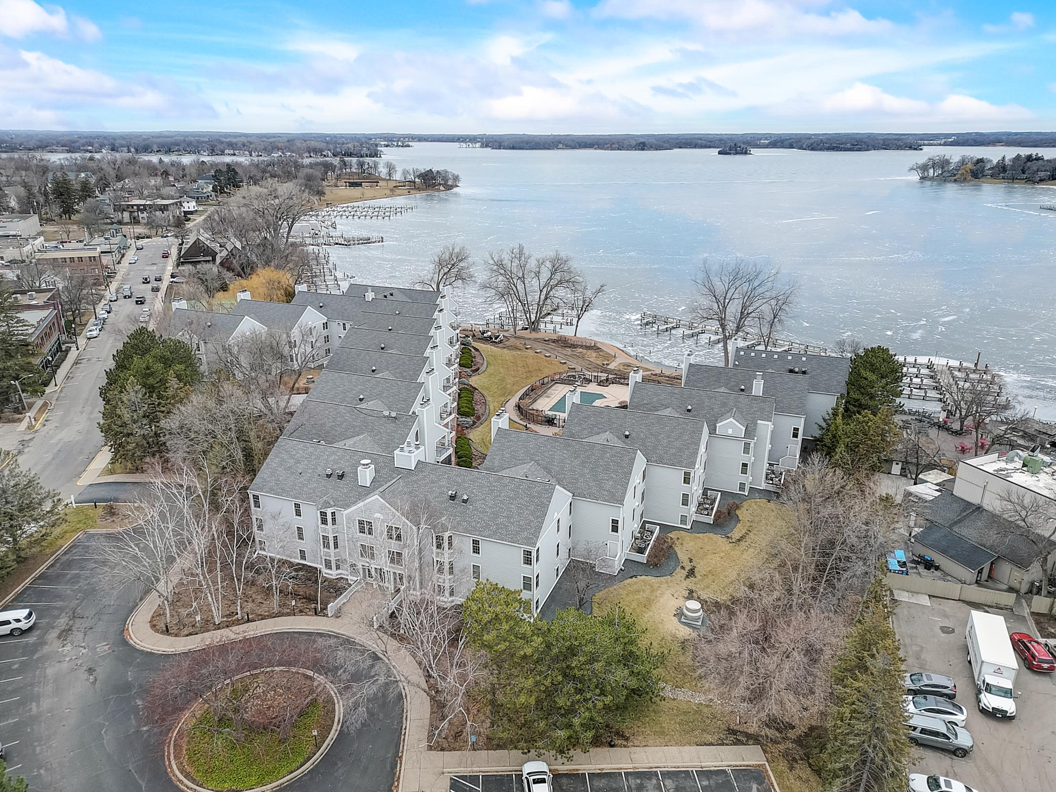 603 Lake Street Unit: 307