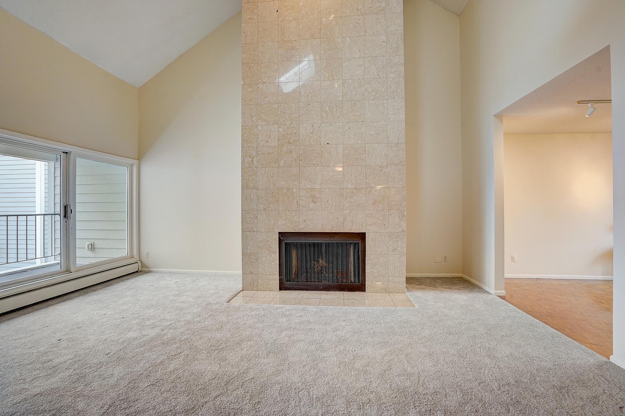 603 Lake Street Unit: 307