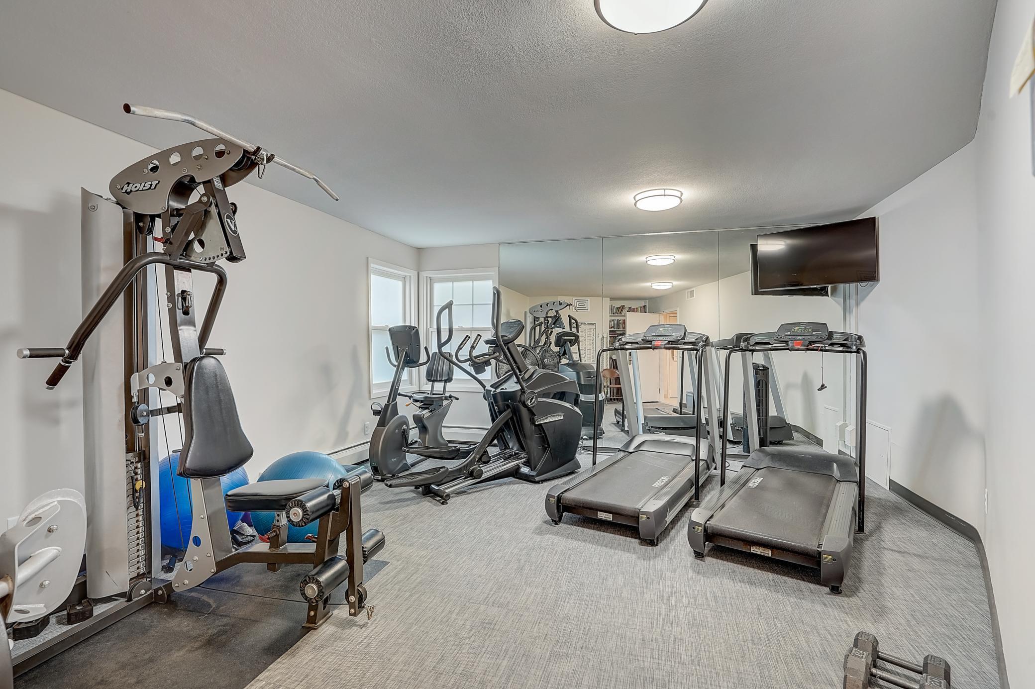 603 Lake Street Unit: 307