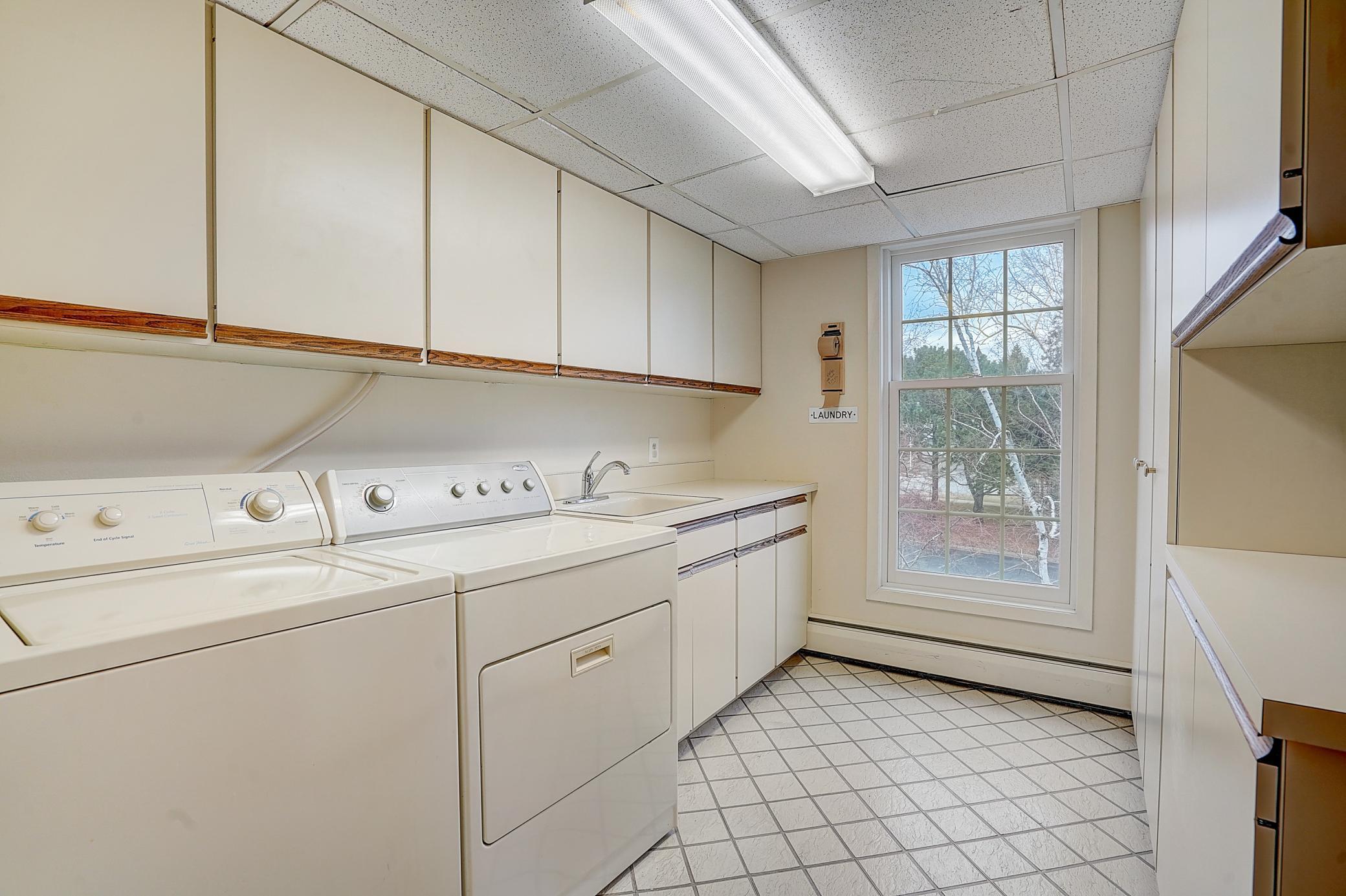 603 Lake Street Unit: 307