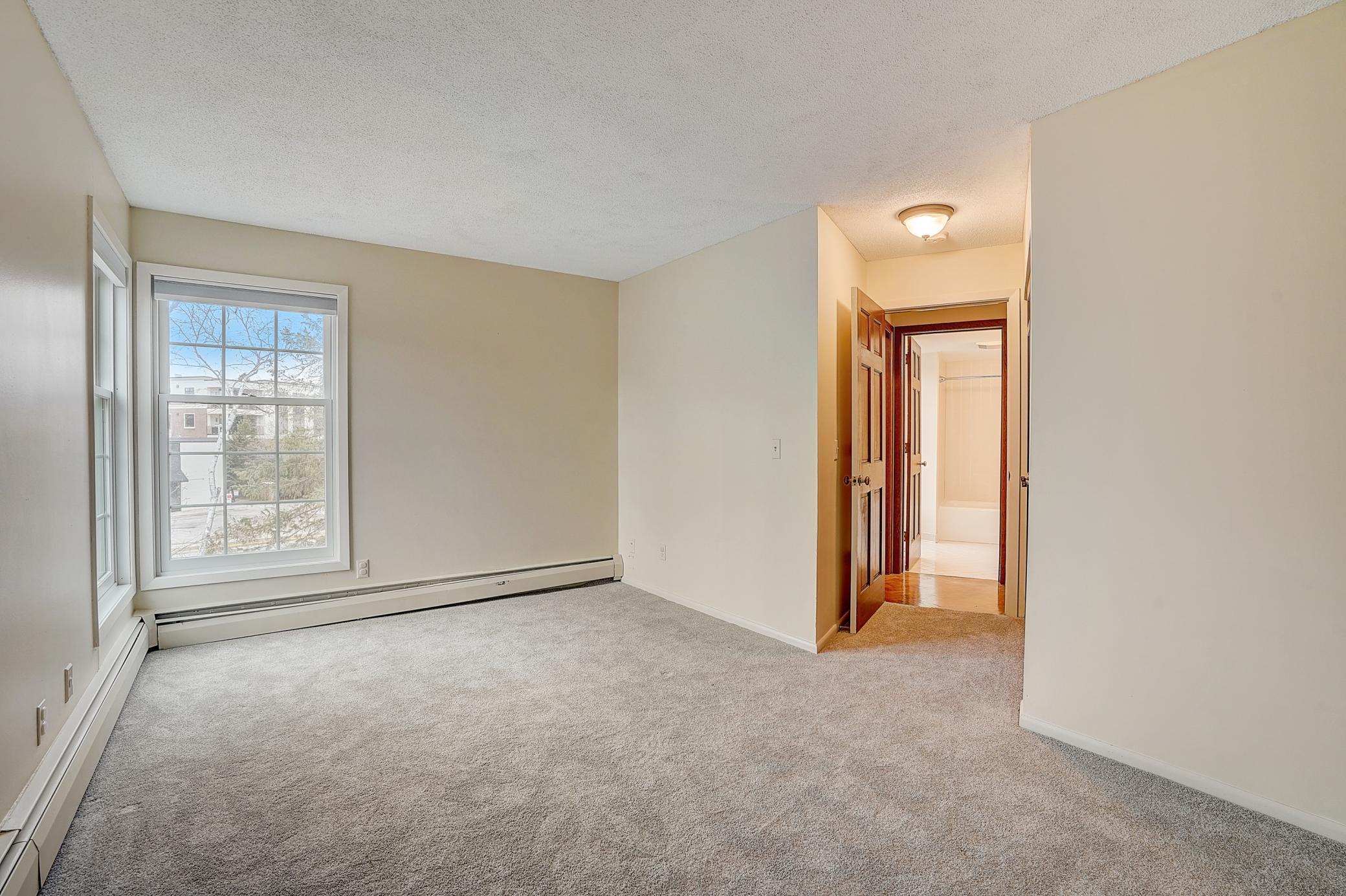 603 Lake Street Unit: 307