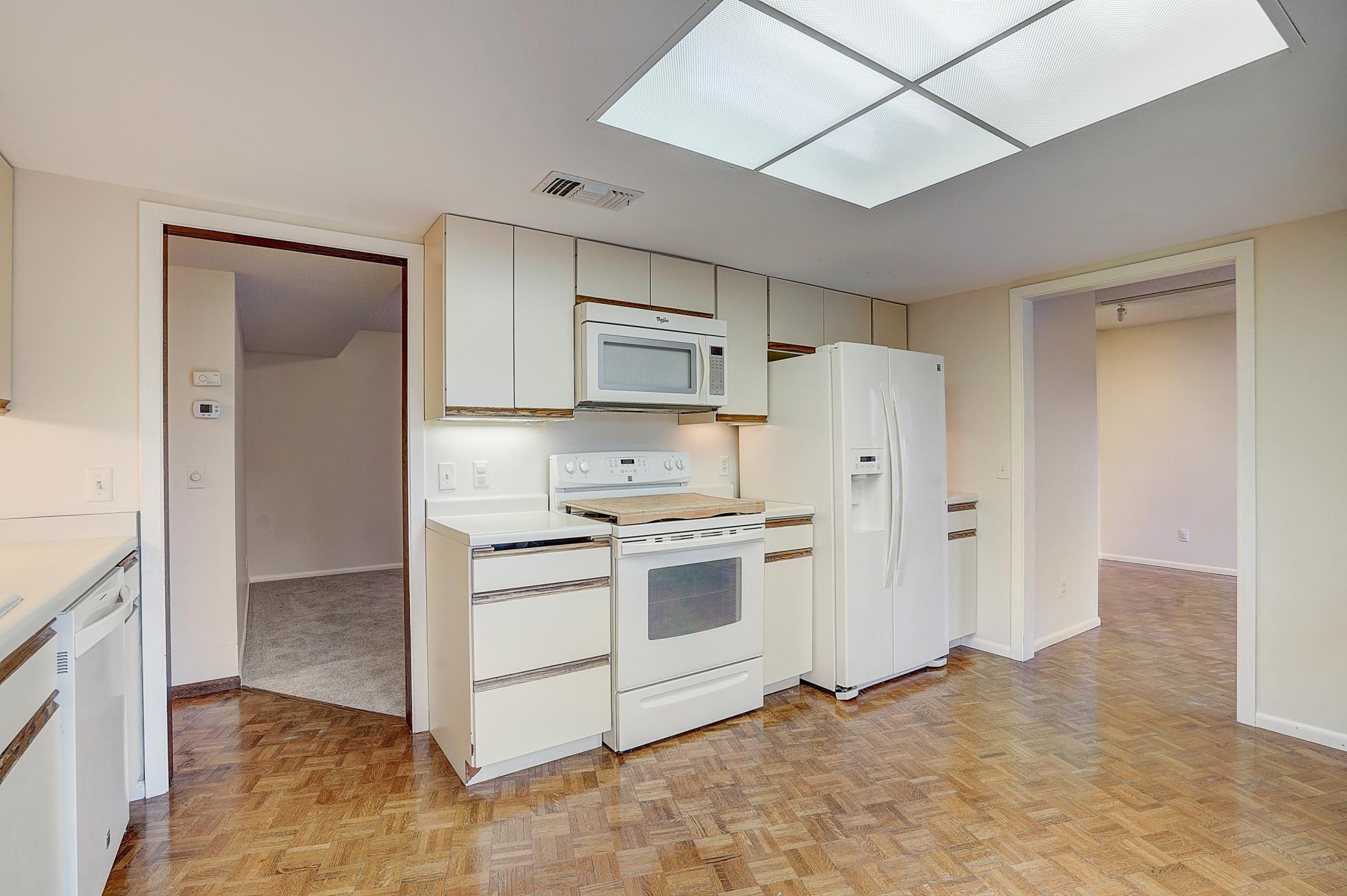 603 Lake Street Unit: 307