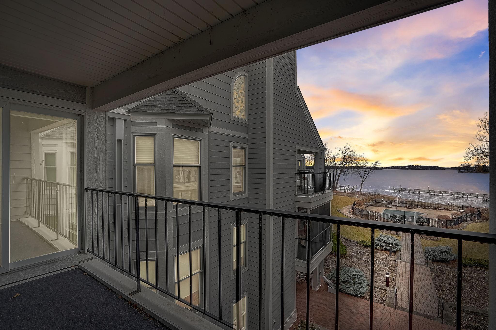 603 Lake Street Unit: 307