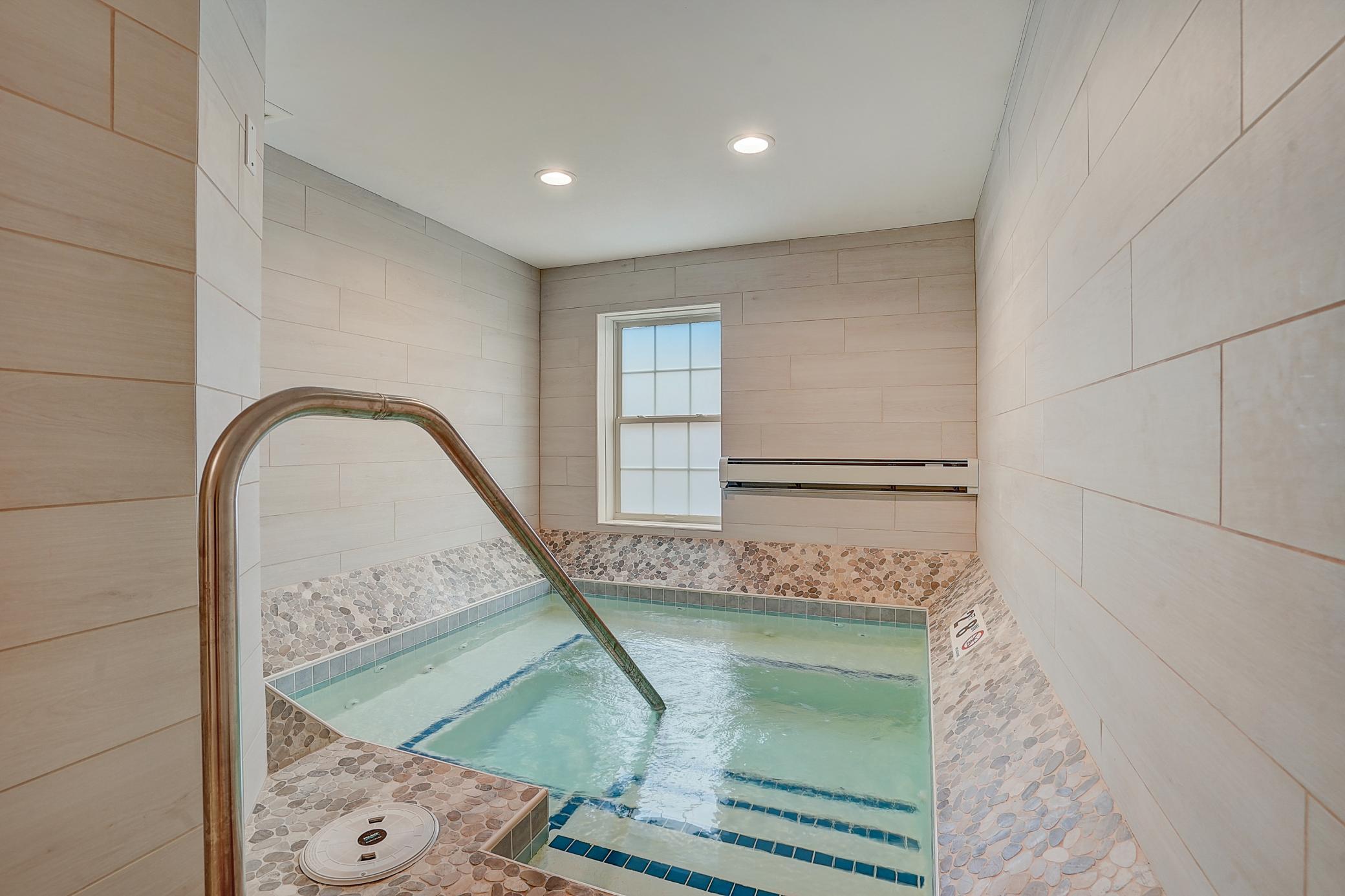 603 Lake Street Unit: 307