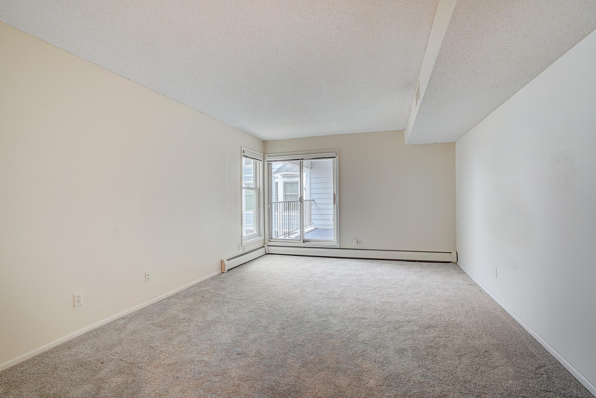 603 Lake Street Unit: 307