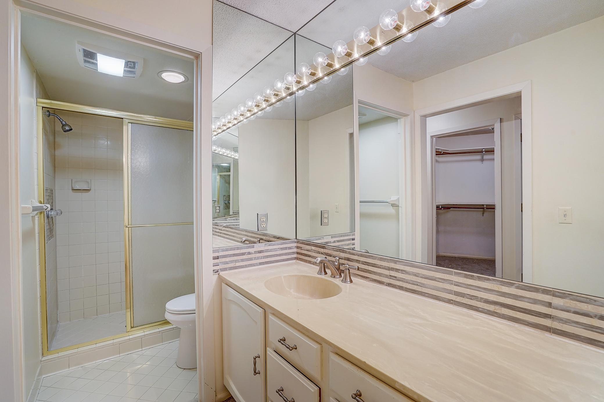 603 Lake Street Unit: 307