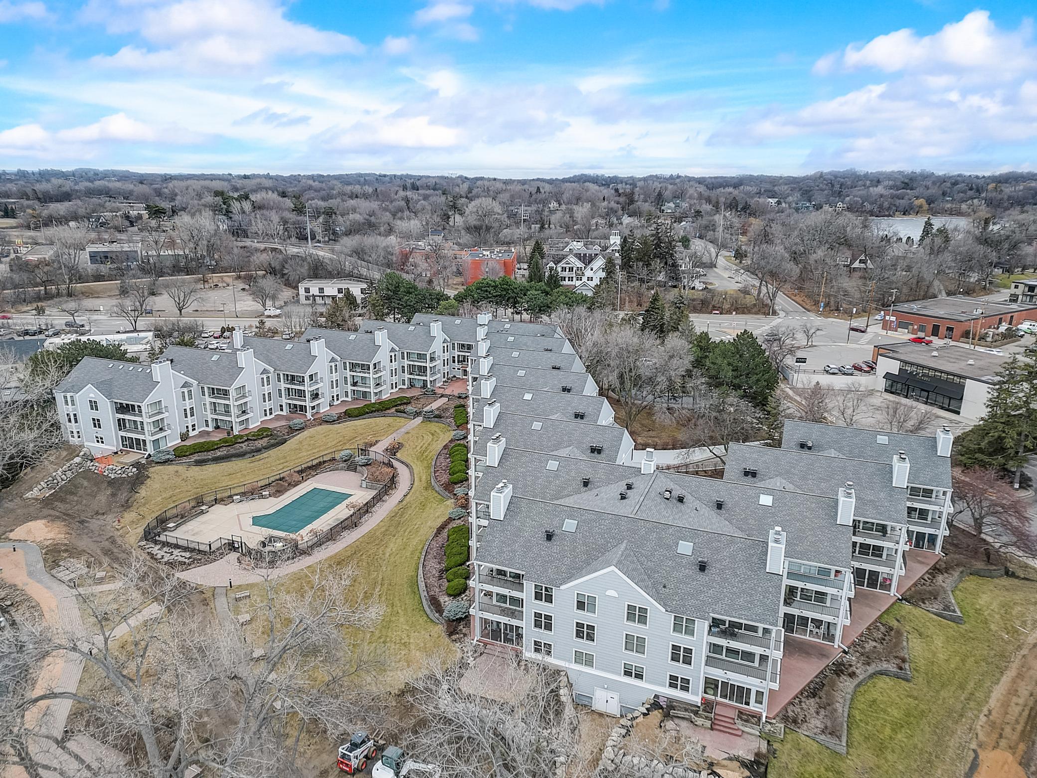 603 Lake Street Unit: 307