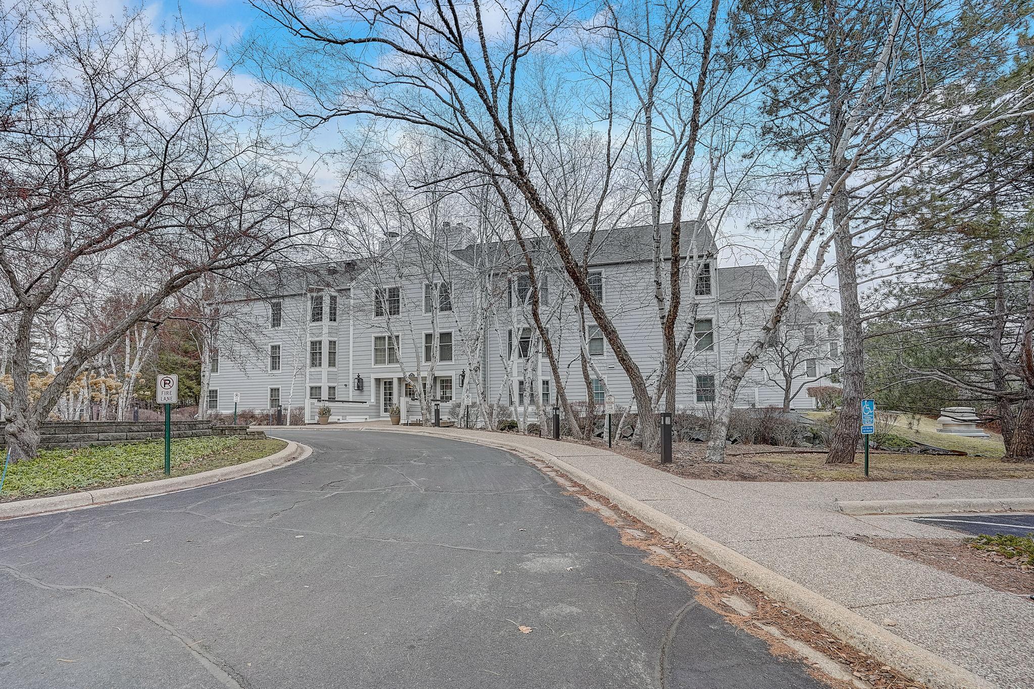 603 Lake Street Unit: 307