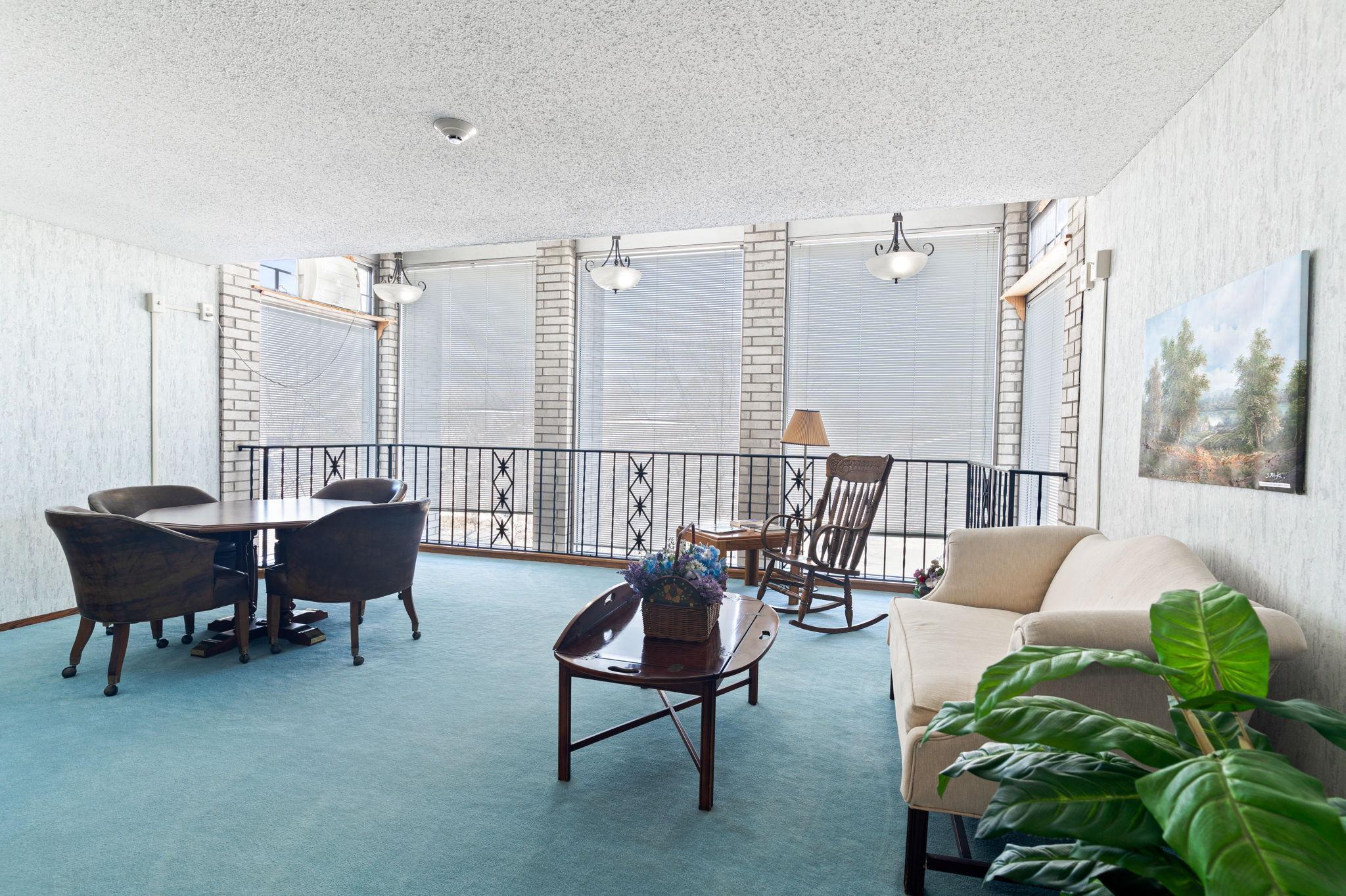 2730 Dale Street N Unit: D304