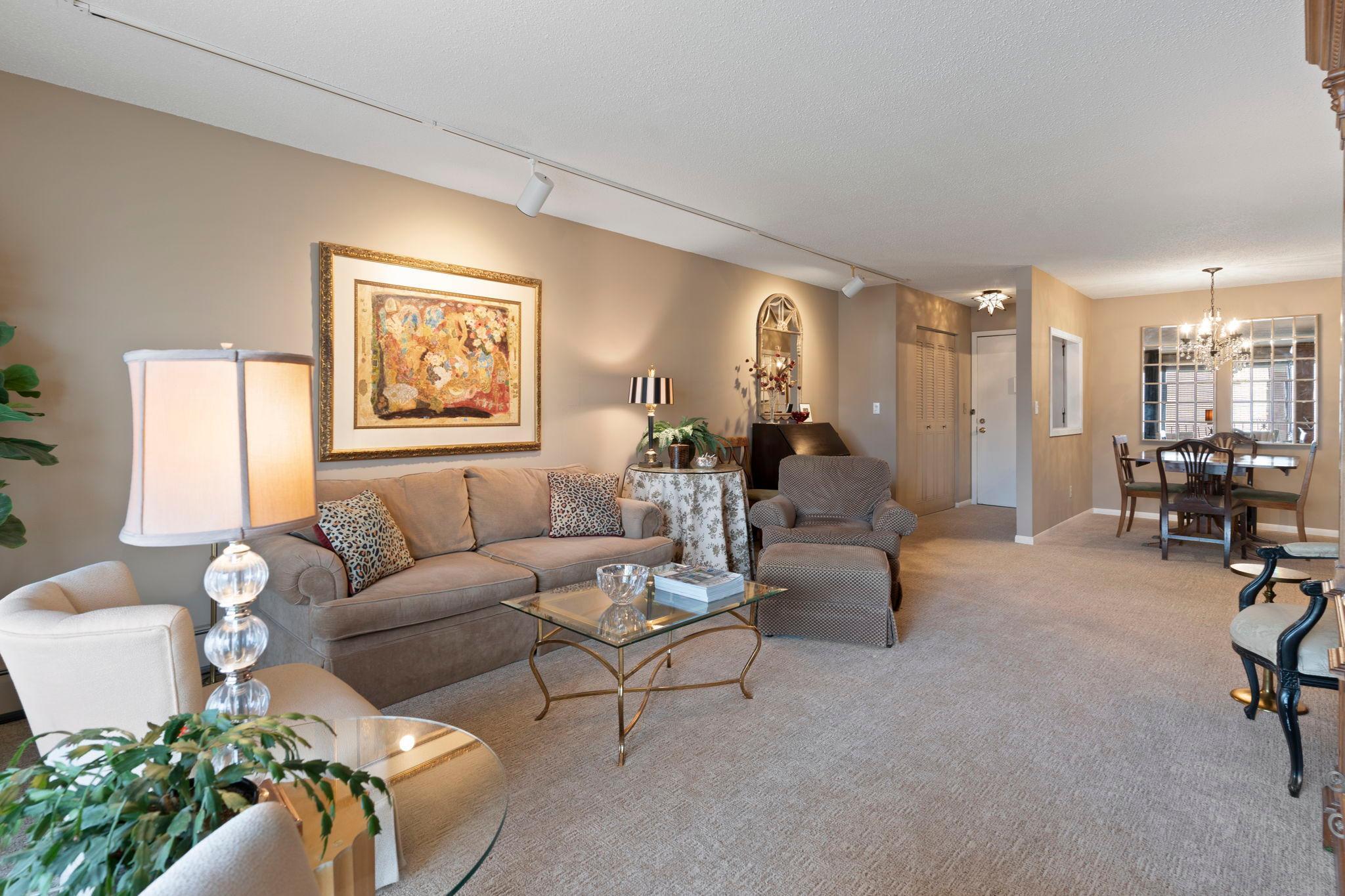 2720 Dale Street N Unit: C213