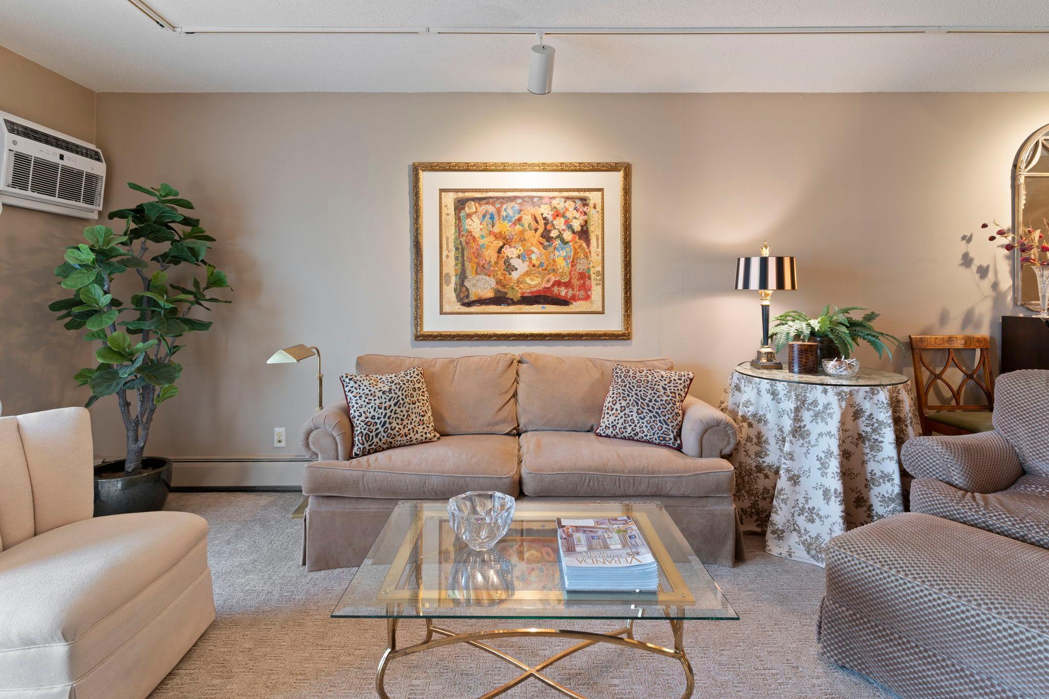 2720 Dale Street N Unit: C213