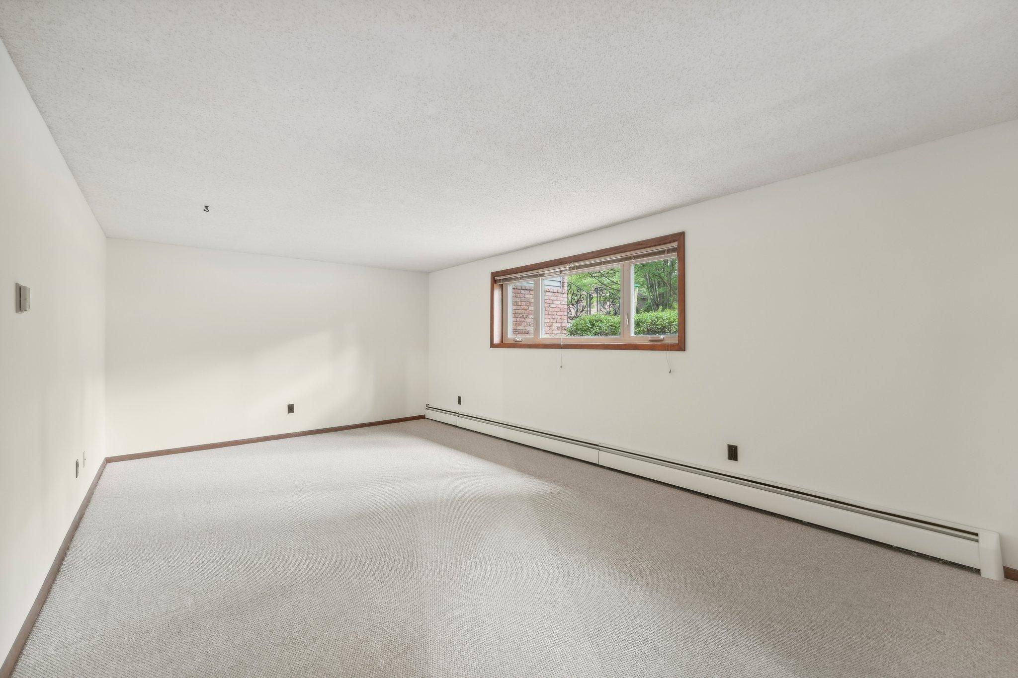 13209 S Manor Drive