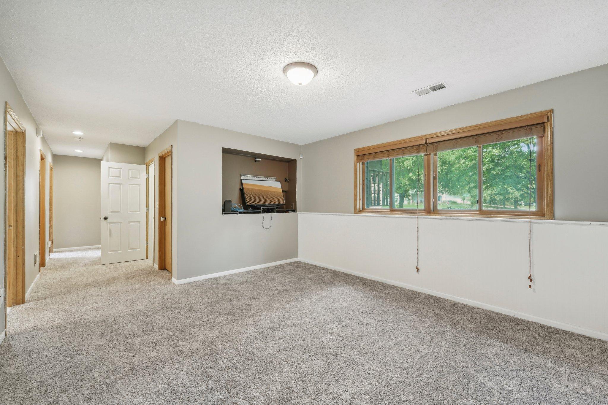 1872 125th Lane NE