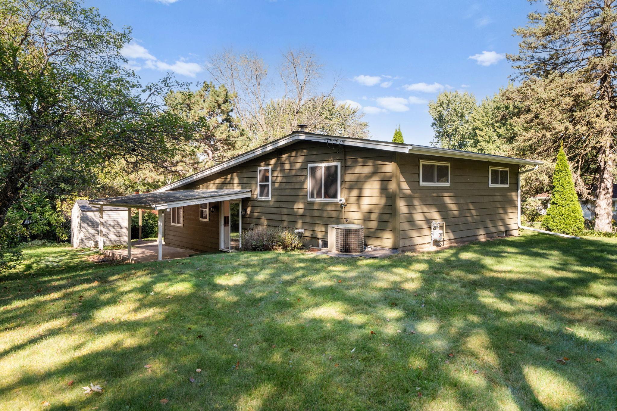 2374 Oak Lane