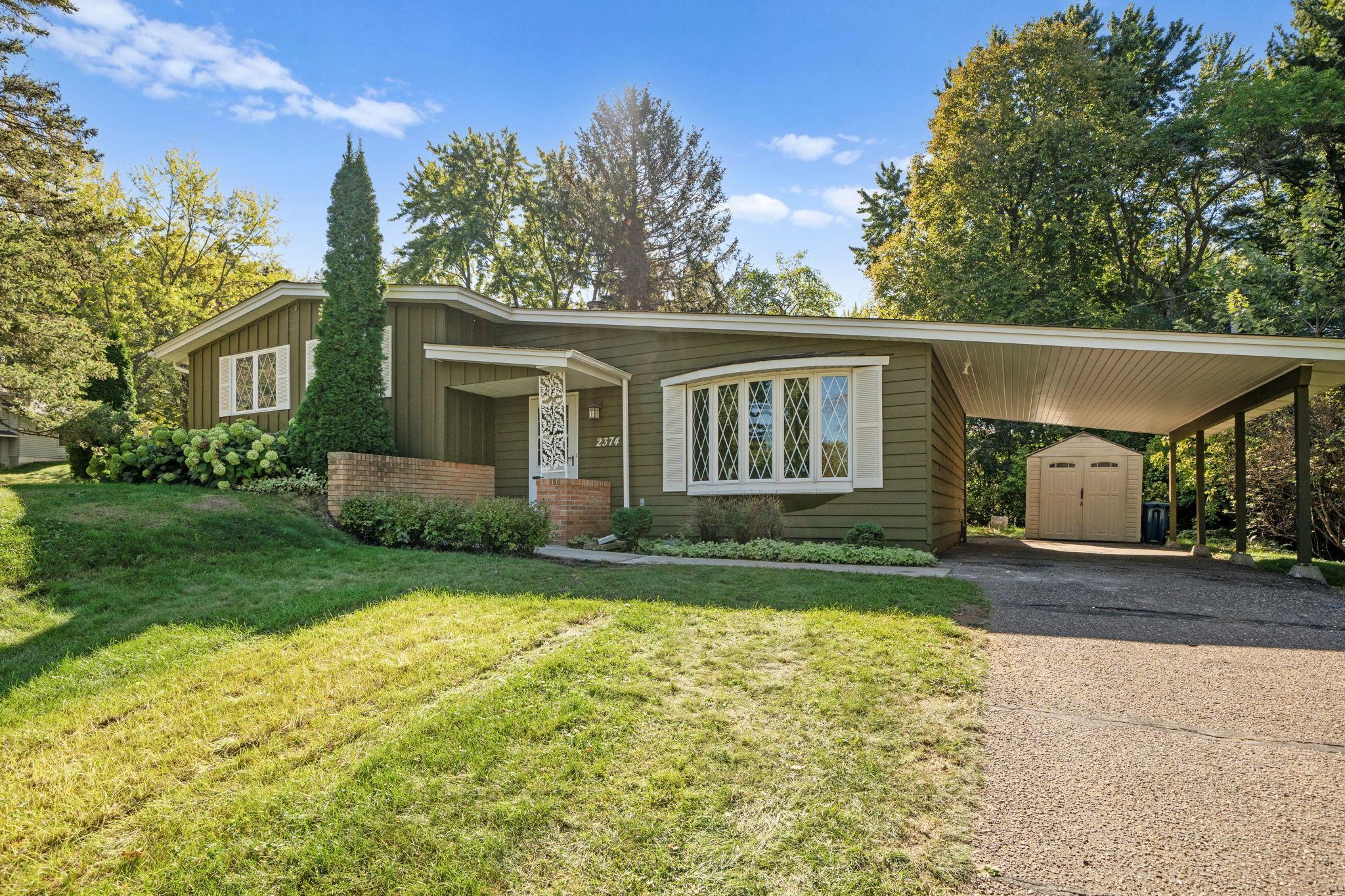 2374 Oak Lane