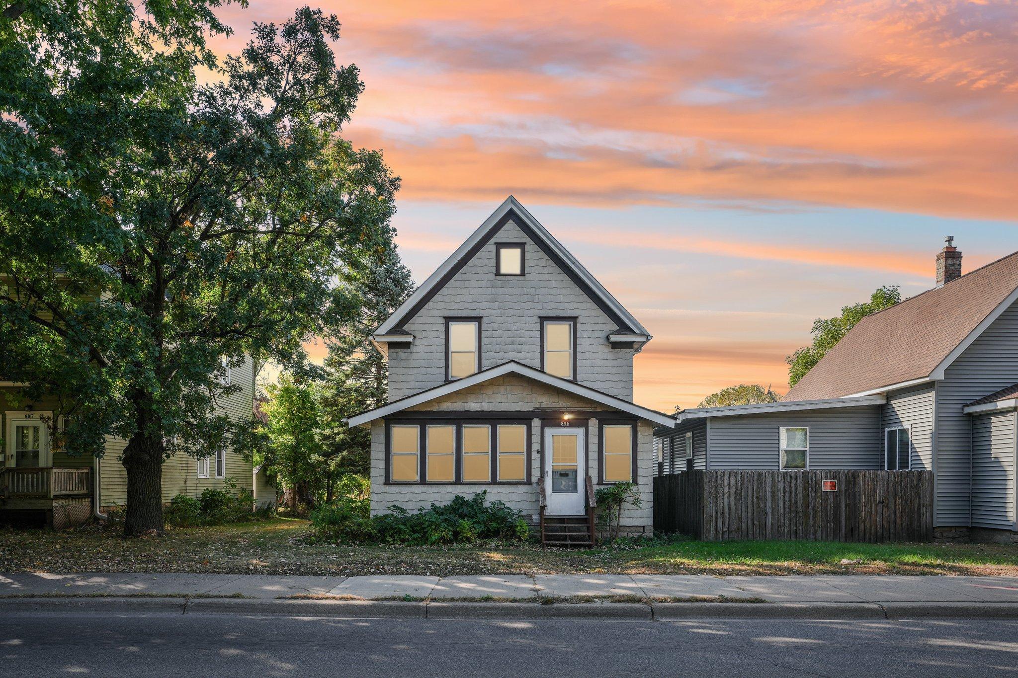 891 Johnson Parkway