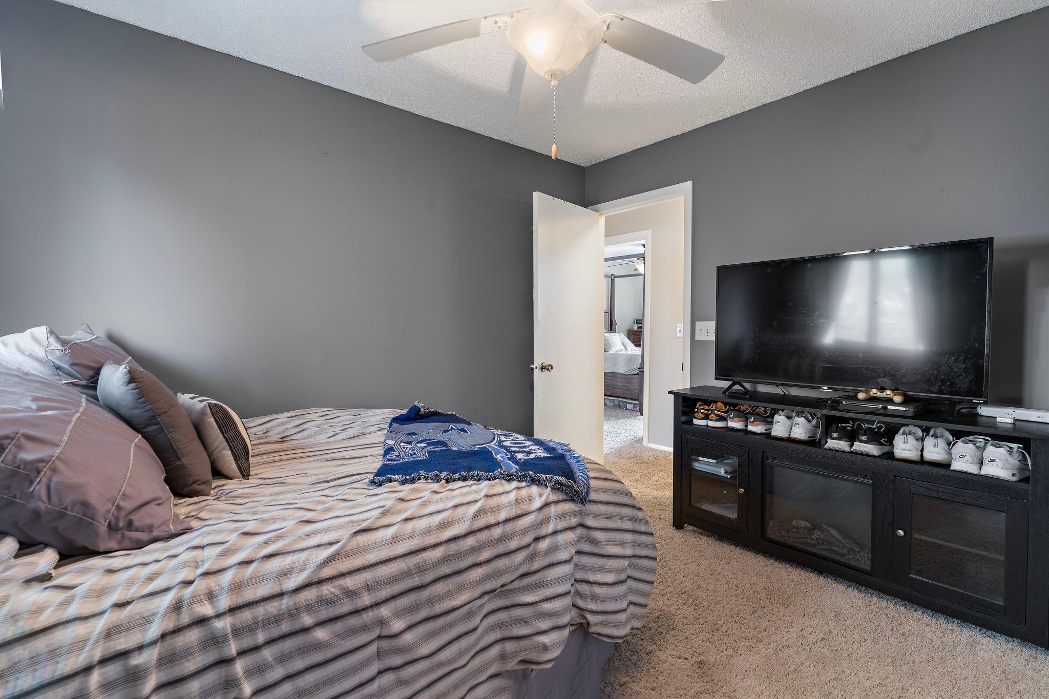 2200 Tower Court
