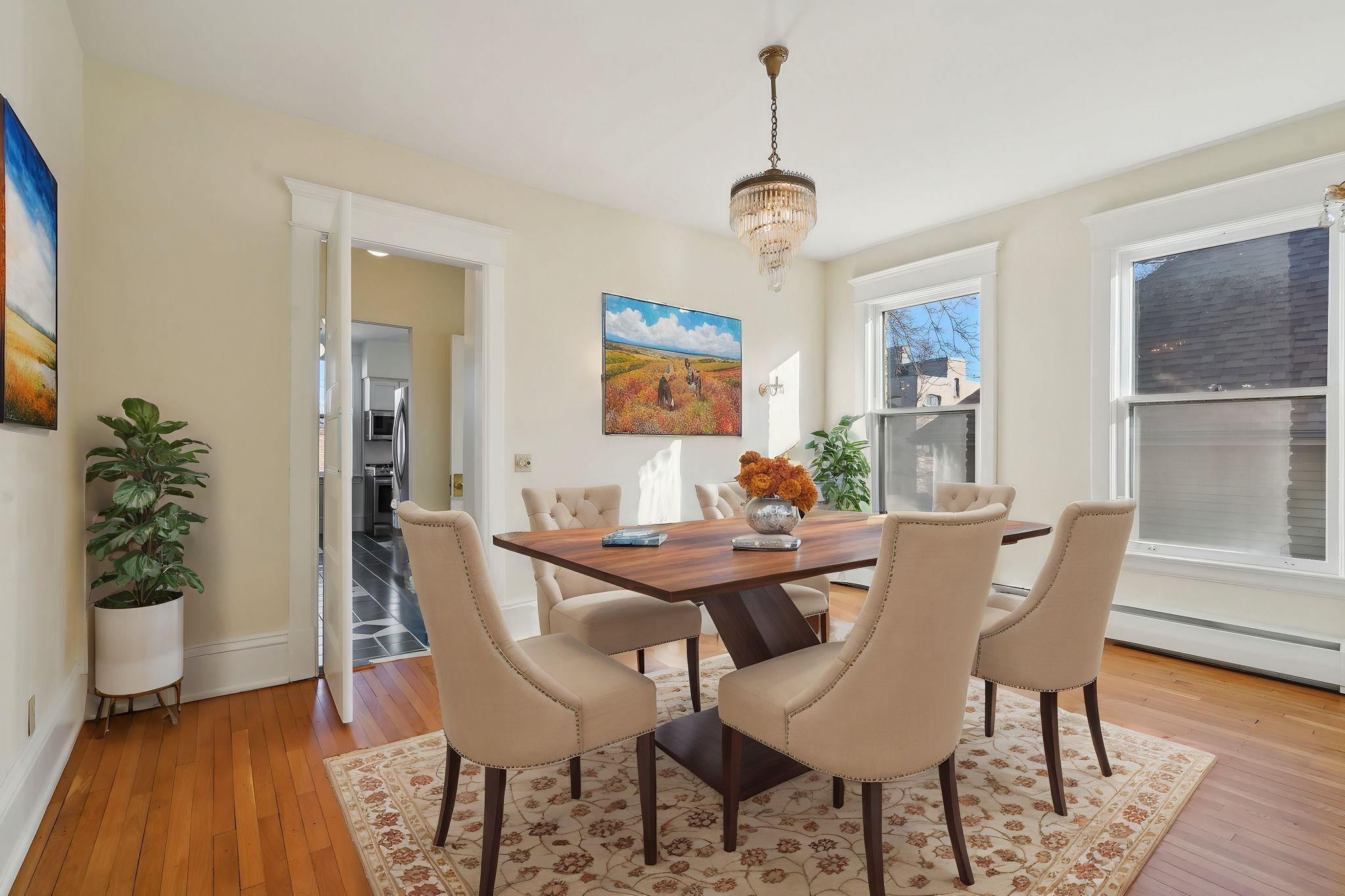 647 Lincoln Avenue Unit: 4