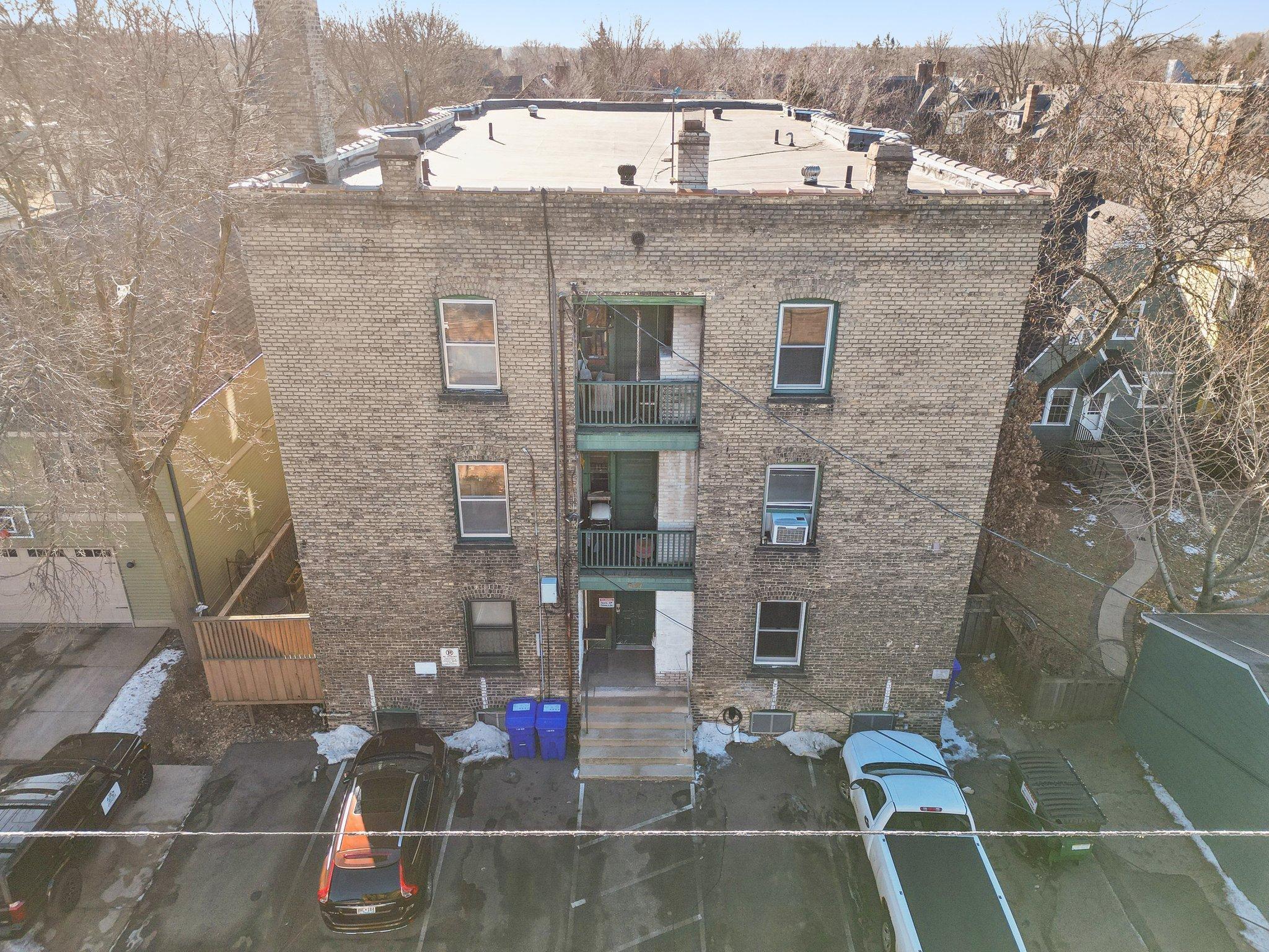 647 Lincoln Avenue Unit: 4