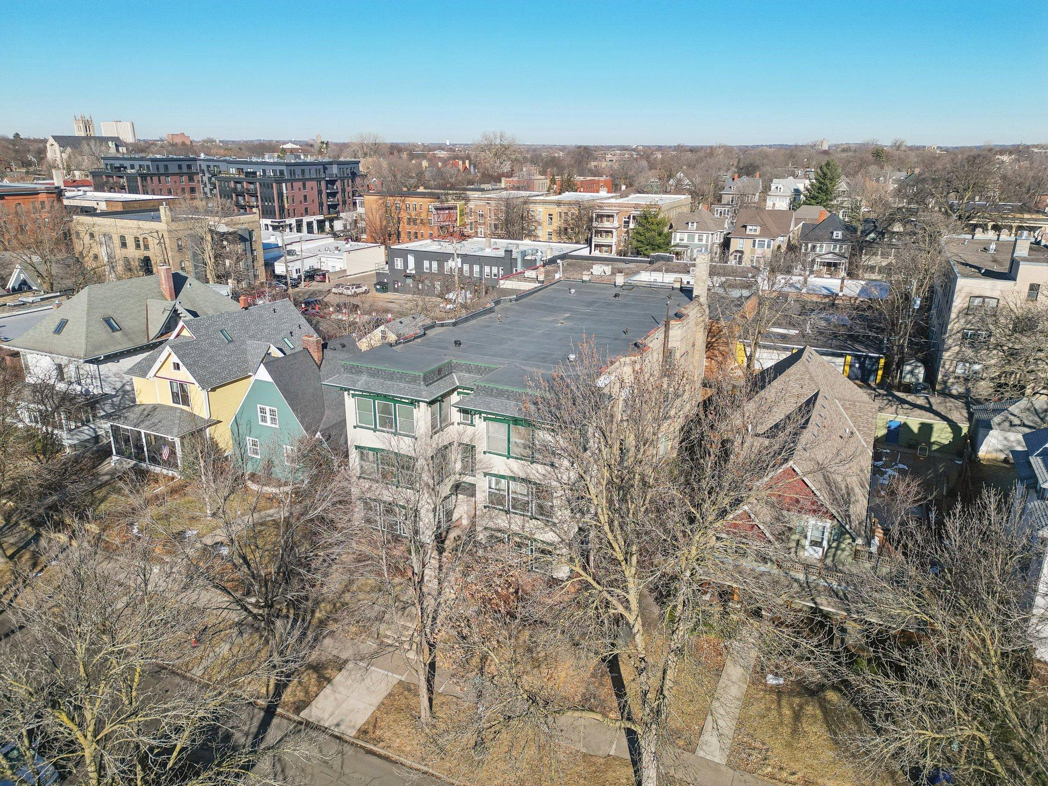 647 Lincoln Avenue Unit: 4