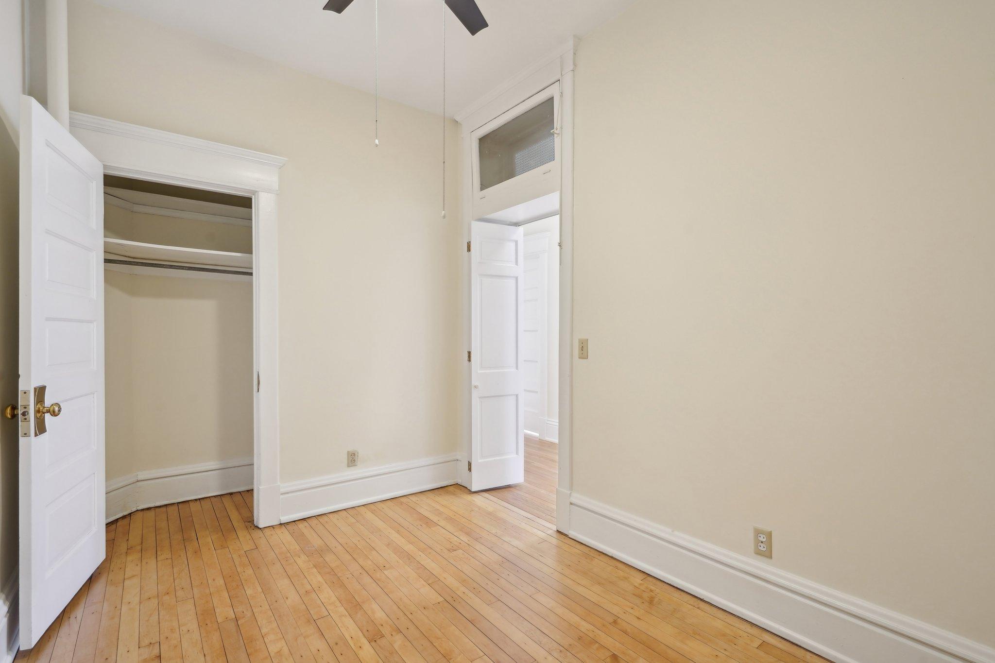 647 Lincoln Avenue Unit: 4