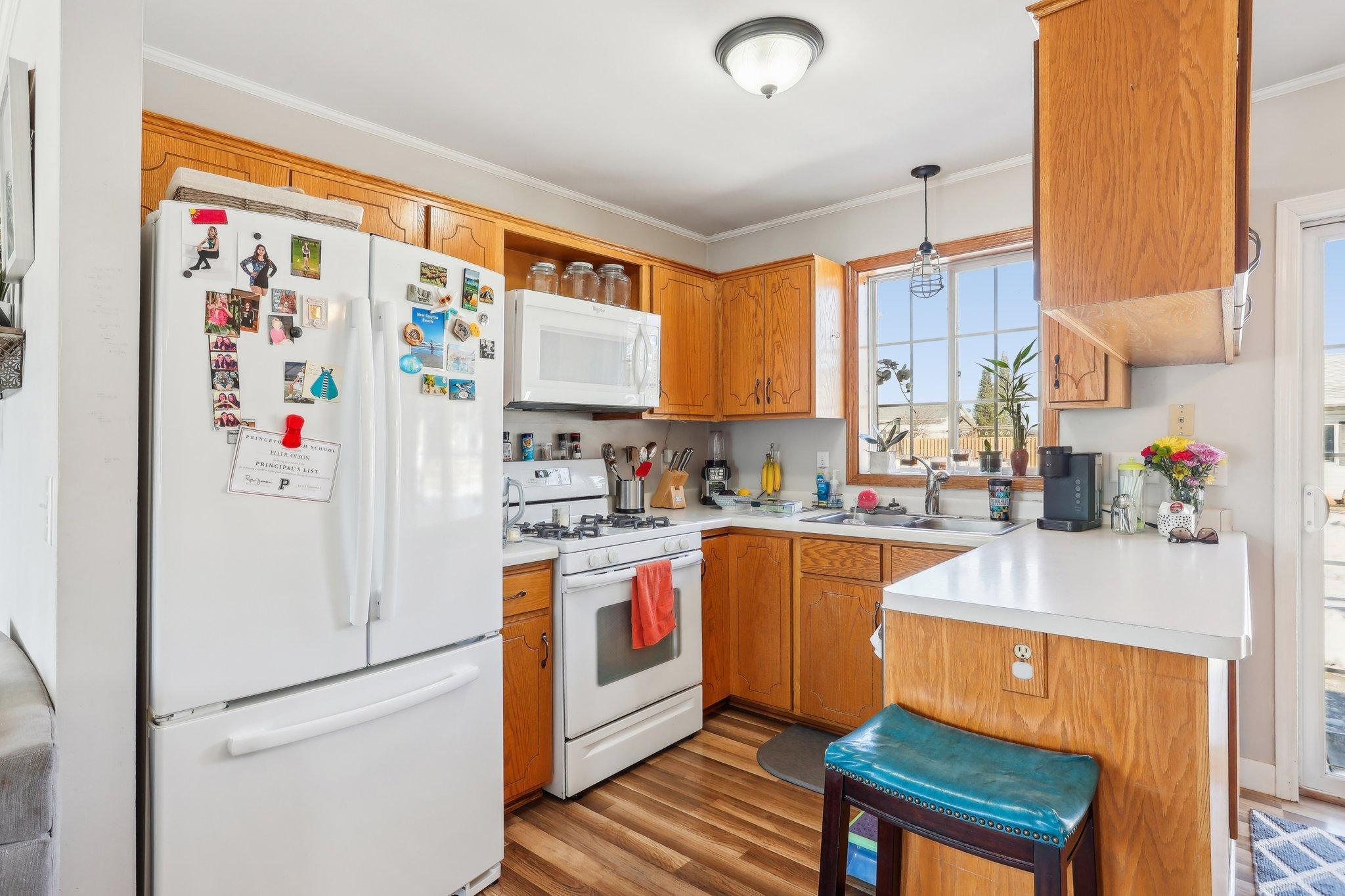1102 17th Street N