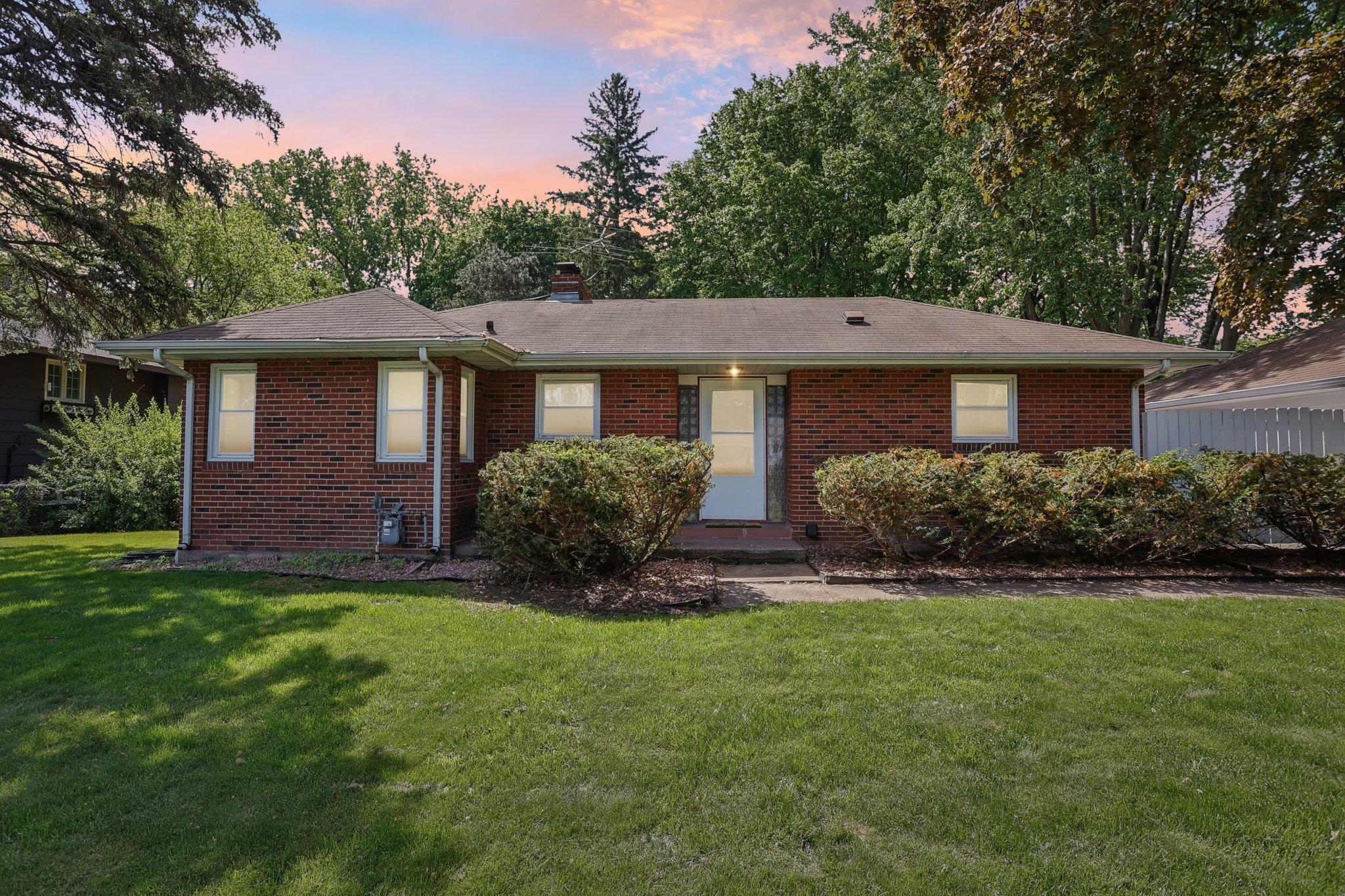 2646 Brookview Drive E