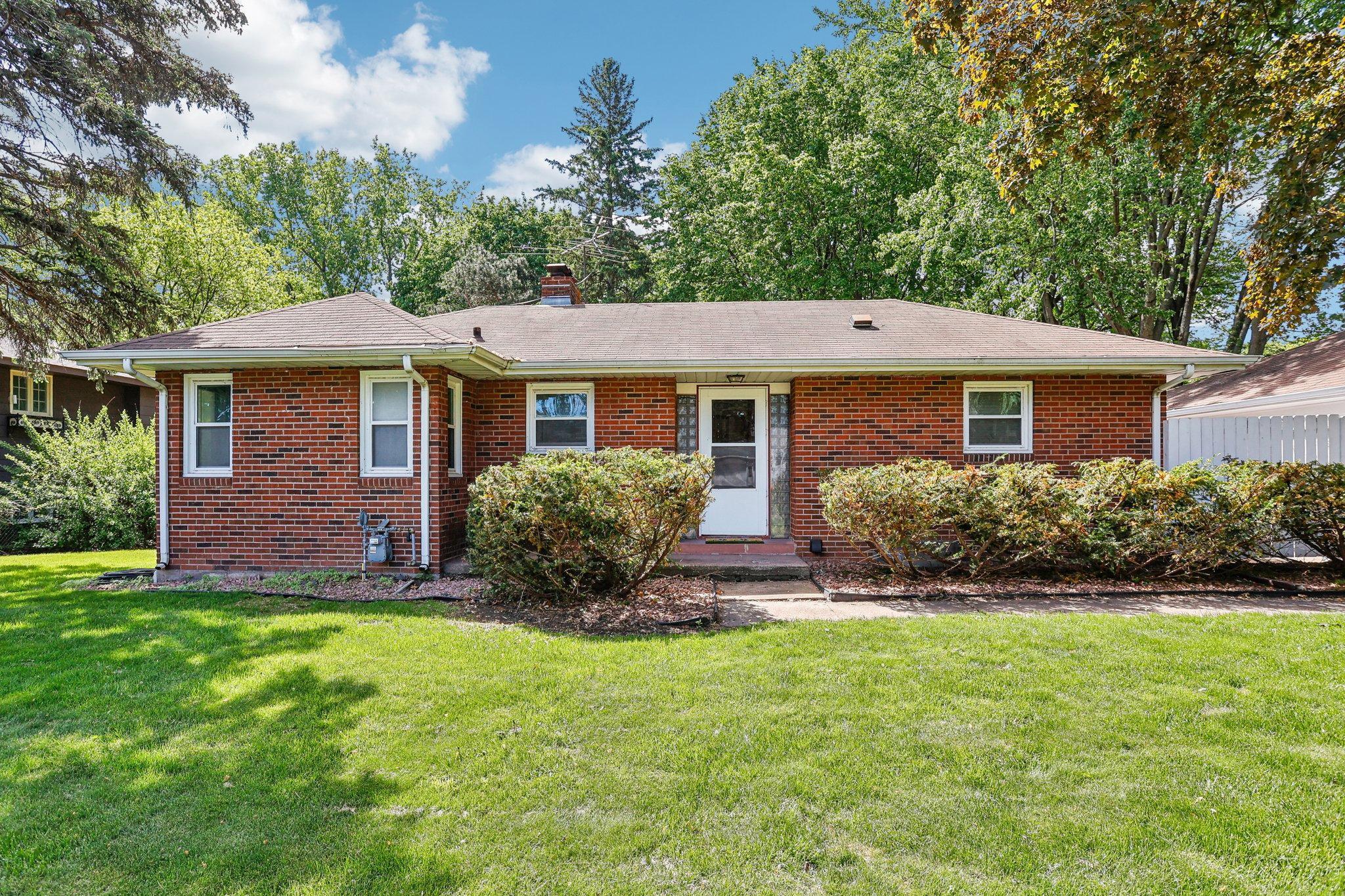 2646 Brookview Drive E