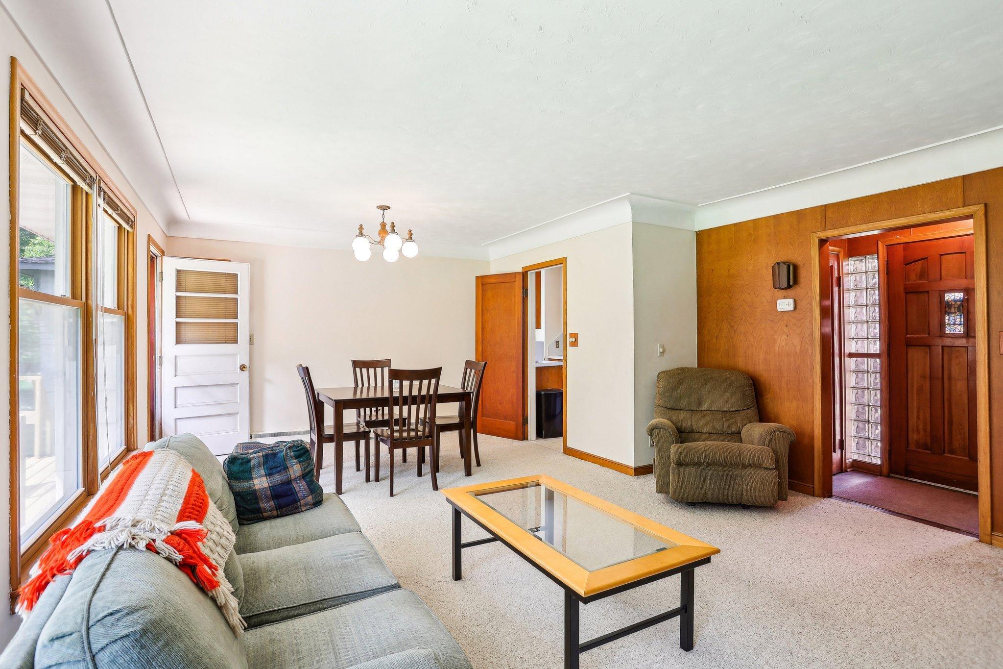2646 Brookview Drive E