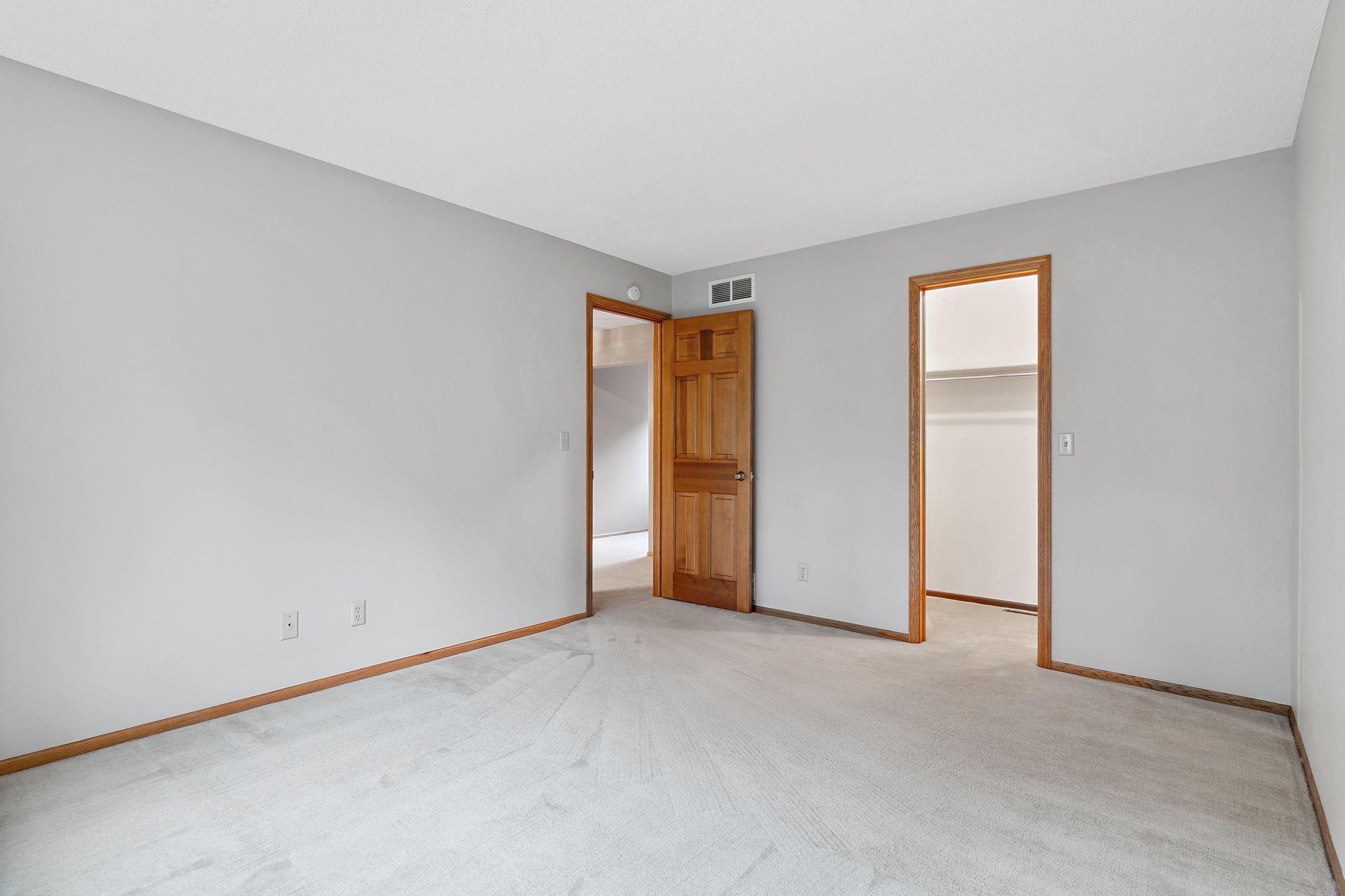 469 Lake Wabasso Court