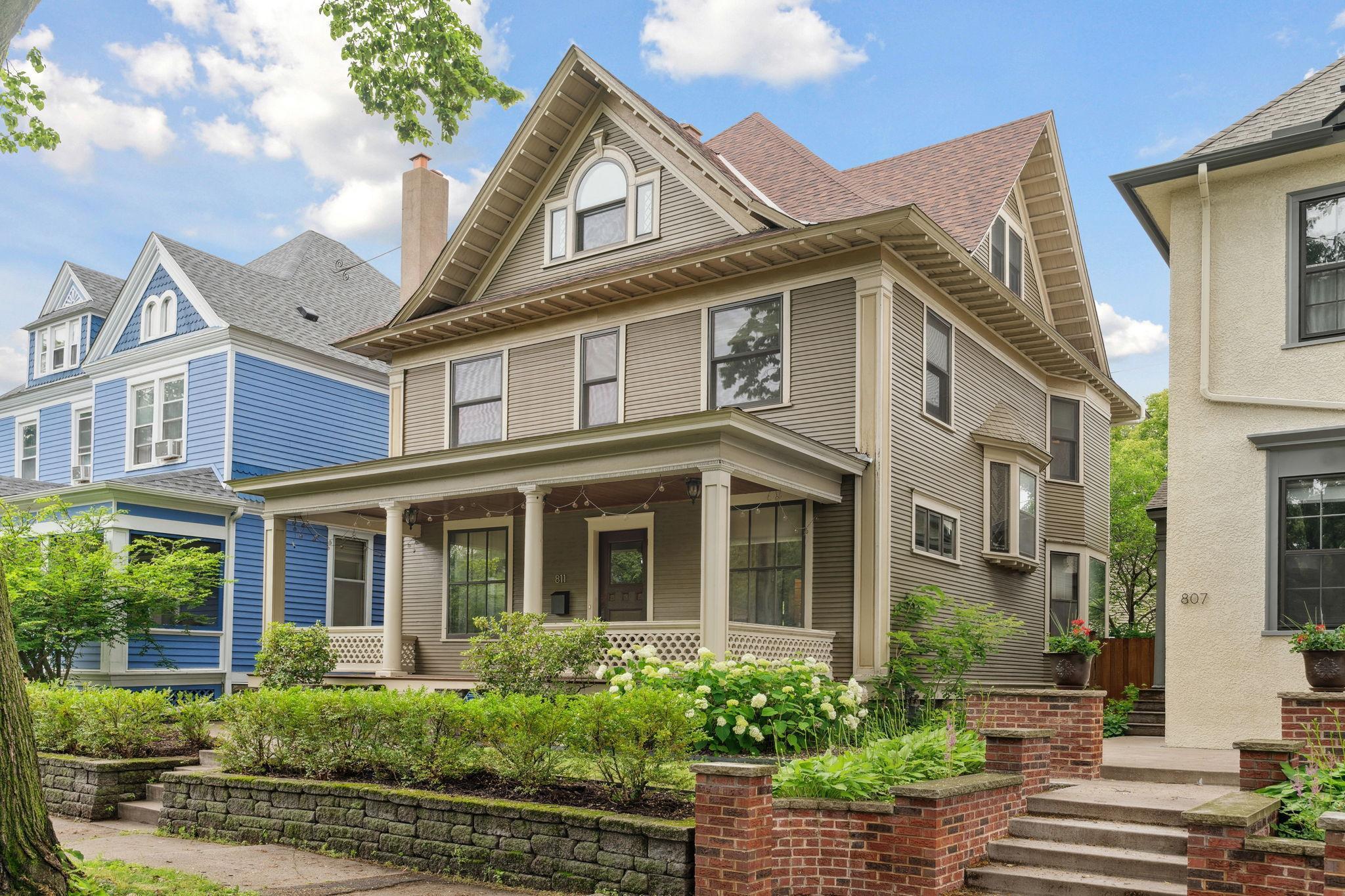 811 Ashland Avenue